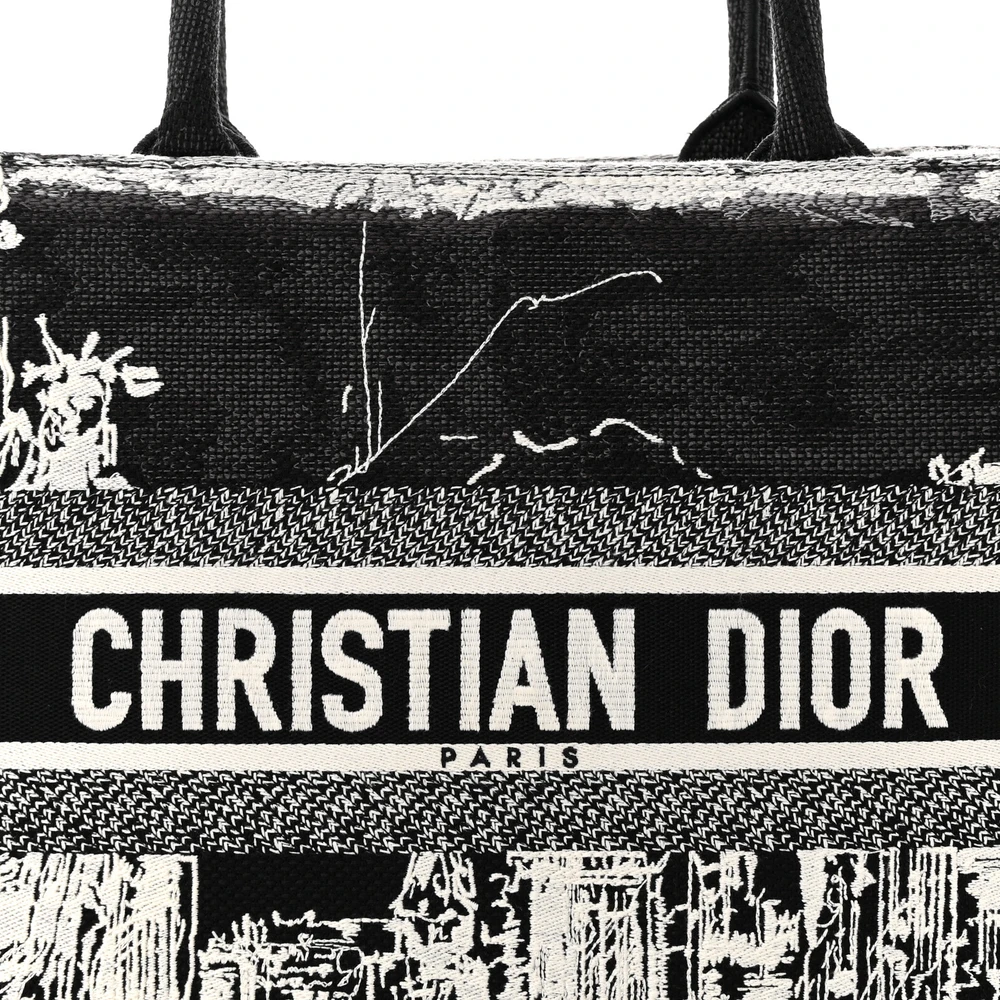 Replica Dior New York Book Tote – Stylish & Affordable Superfake1:1High-quality replica