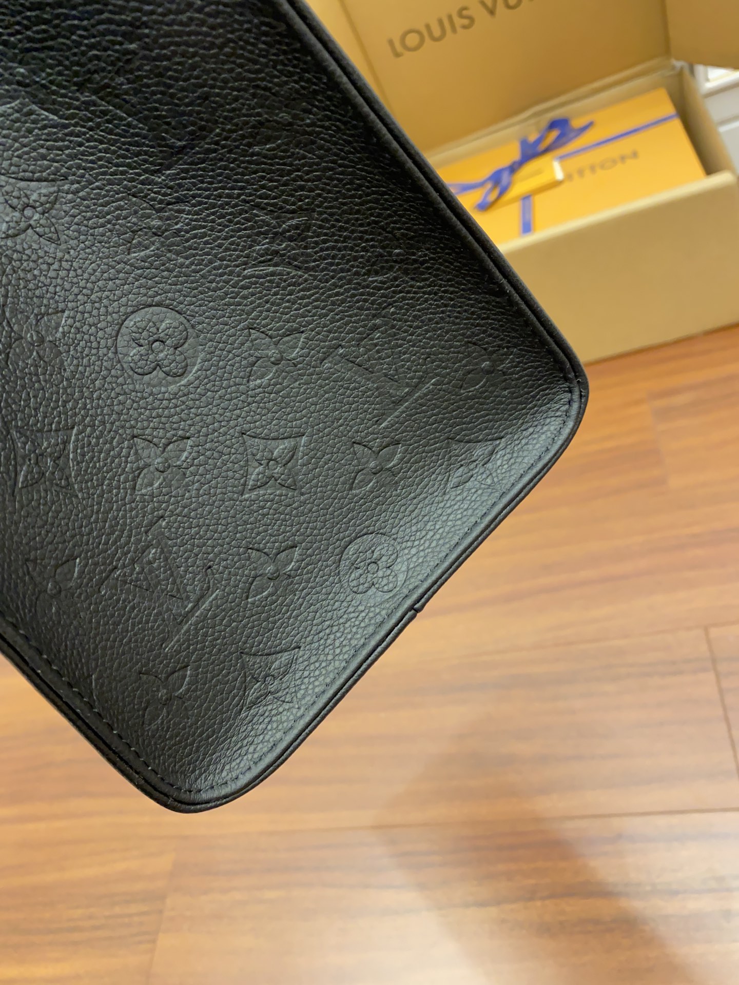 Louis Vuitton Onthego MM M455951:1High-quality replica