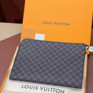 Louis Vuitton Handbag Men’s Black With Wallet 25cm1:1High-quality replica
