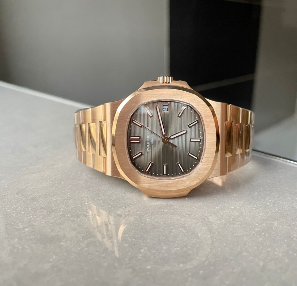 Replica PATEK PHILIPPE Nautilus 5711 3KF 1:1 Best Edition Grey Dial on YG Bracelet A324 V2 - Top club