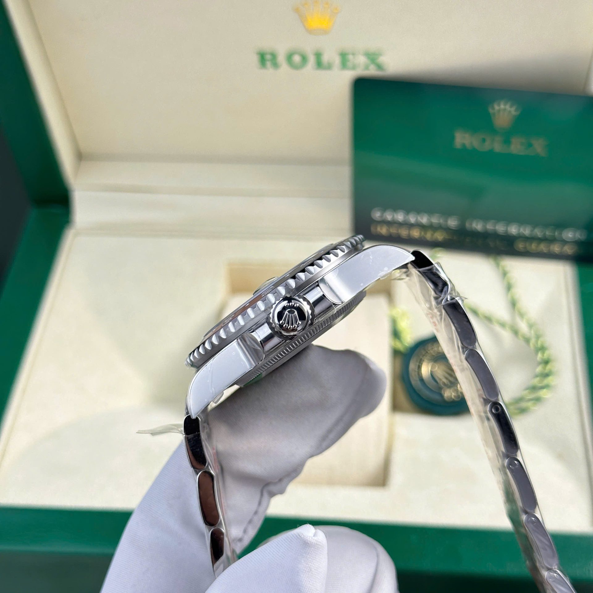 Rolex Pepsi GMT-Master II 126710blro Replica 11 Watch Oyster Strap Clean Factory V3 40mm - Elite Watch Atelier