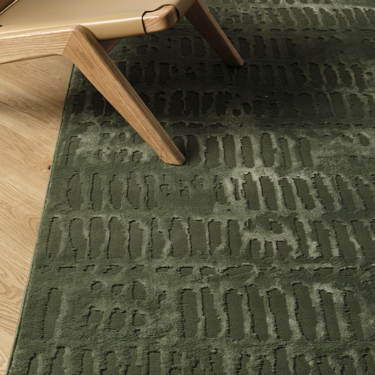 Revival Rugs Shell 5'3