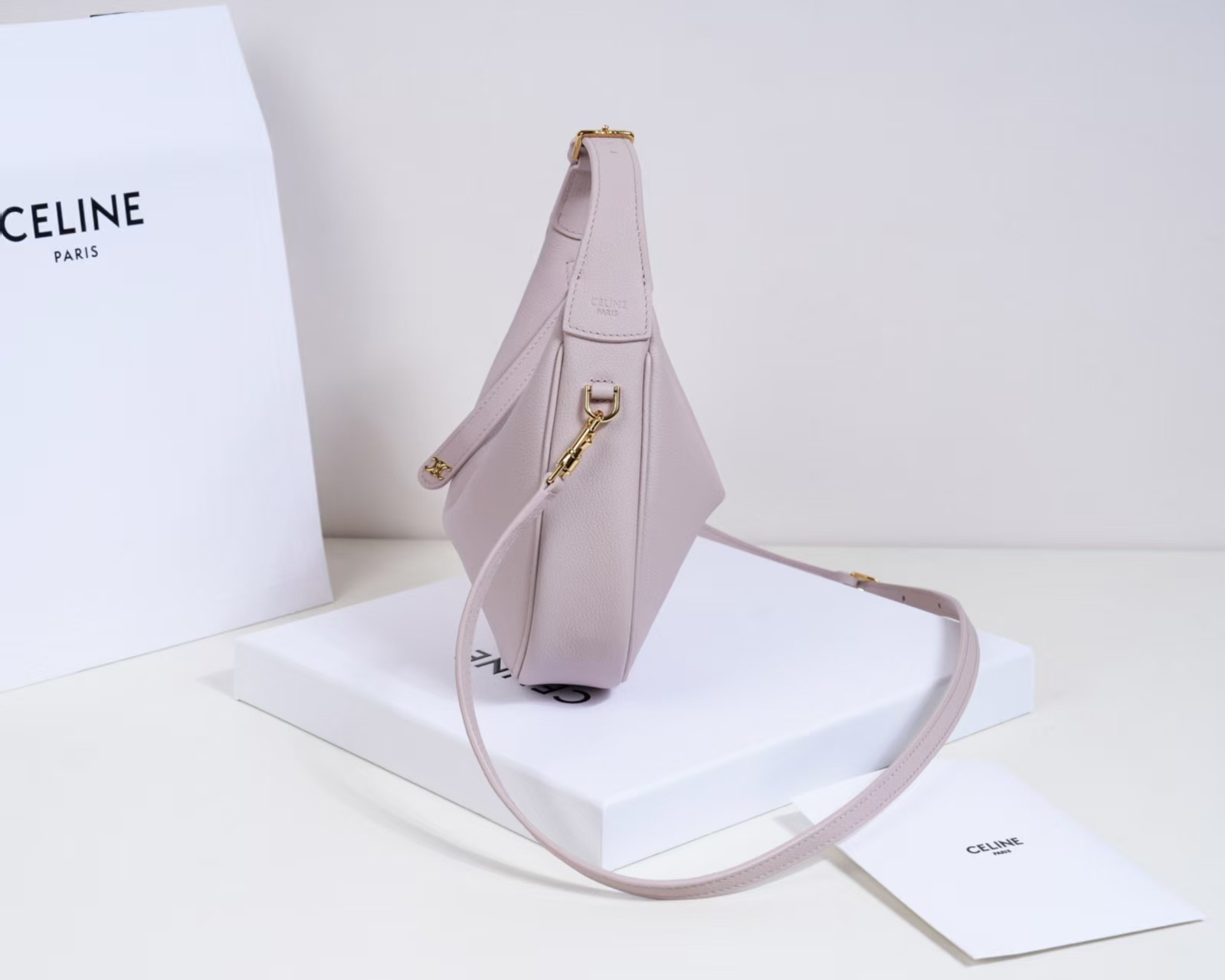 Celine Lulu IN Grained calfskin Bag1:1High-quality replica