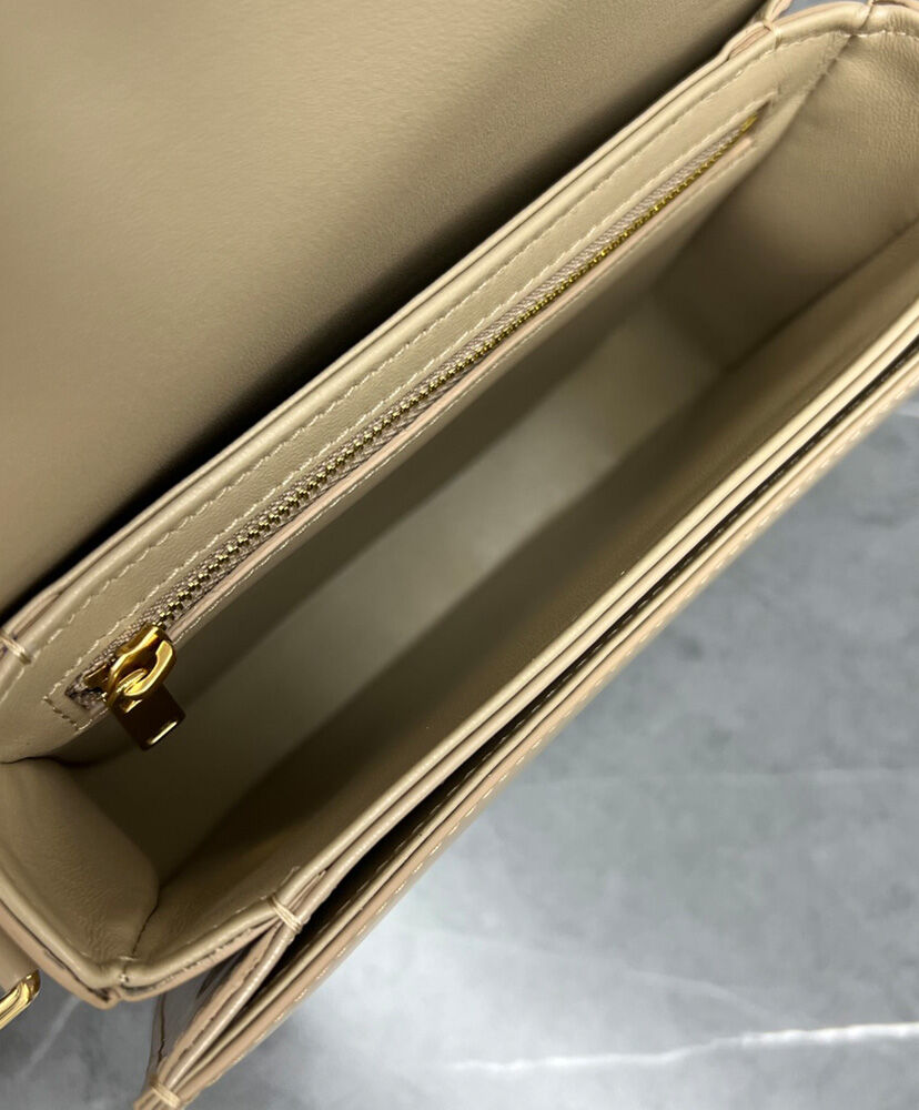 Celine Teen Besace Triomphe In Shiny Calfskin Apricot1:1High-quality replica