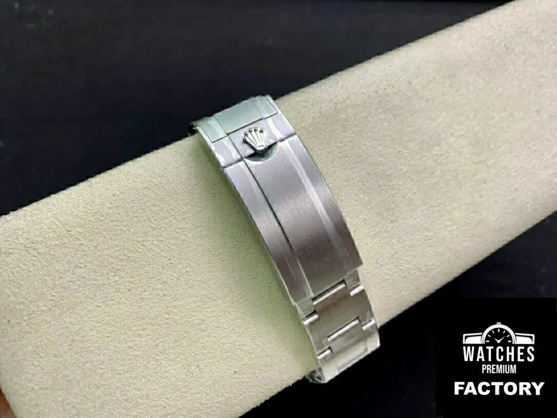 Rolex Submariner 126610 41MM Clean Factory Stainless Steel Strap