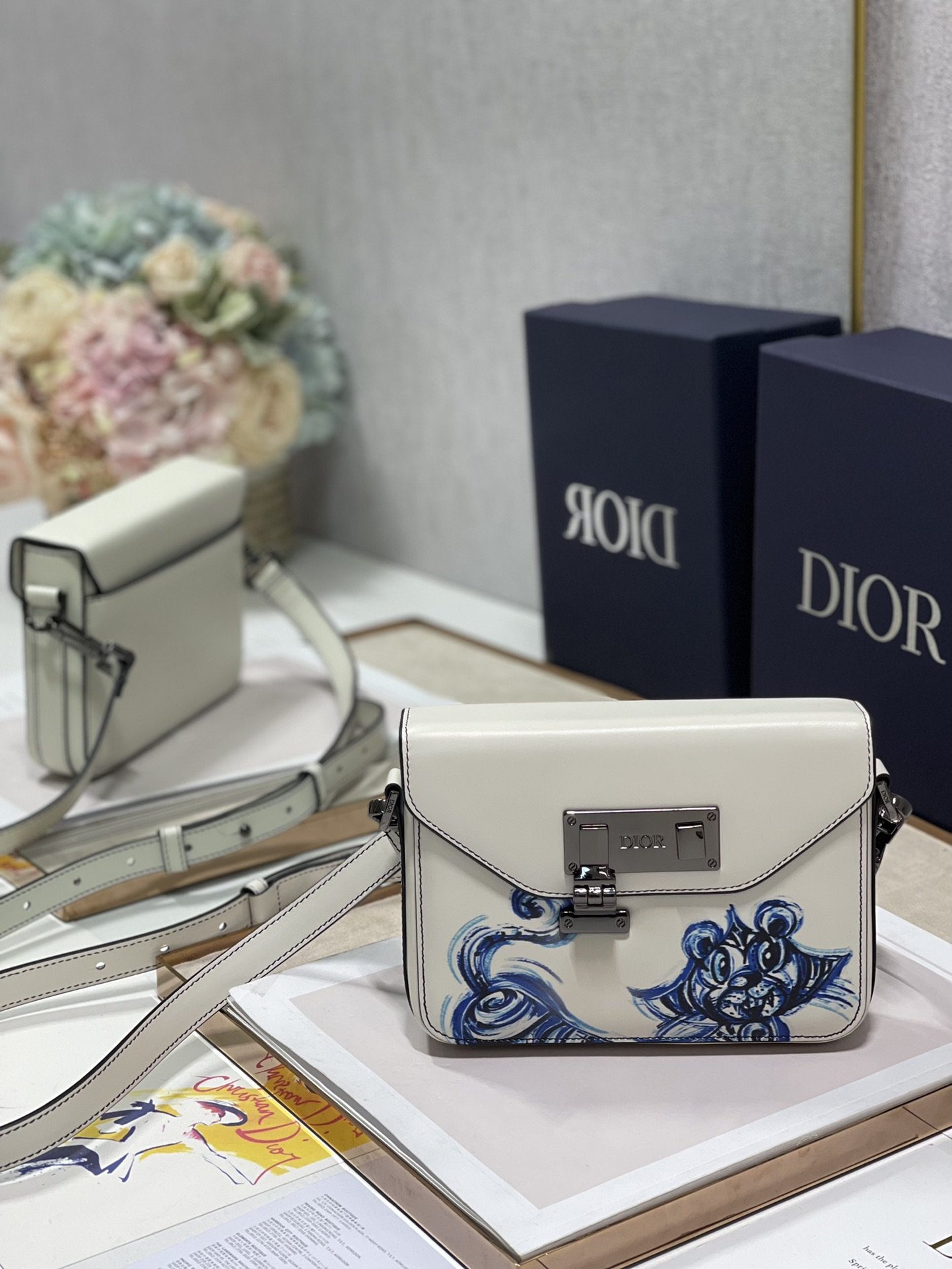 Christian Dior Lock Handbag White For Women 7.5in/19cm CD1:1High-quality replica