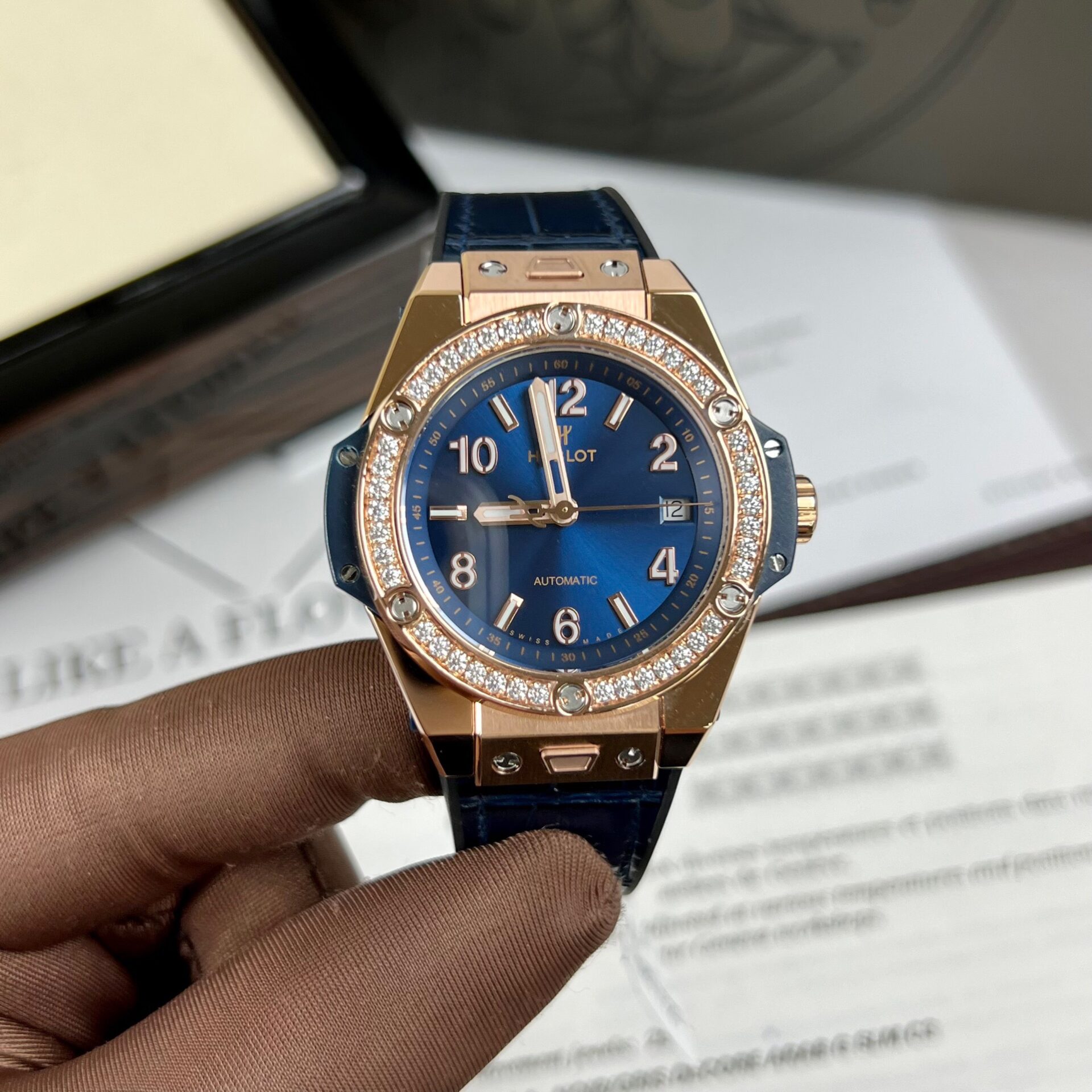 Hublot One Click King Gold Replica Watch With Blue Dial Moissanite 39mm - Elite Watch Atelier