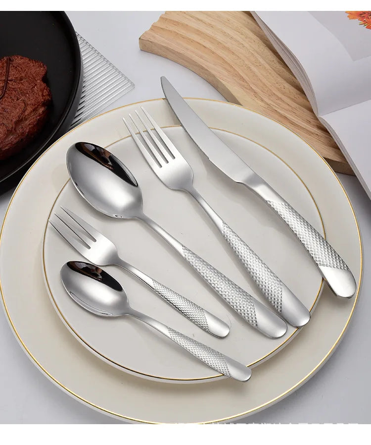 WesternGoud | Elegant Gouden Steakmes en Bestekset