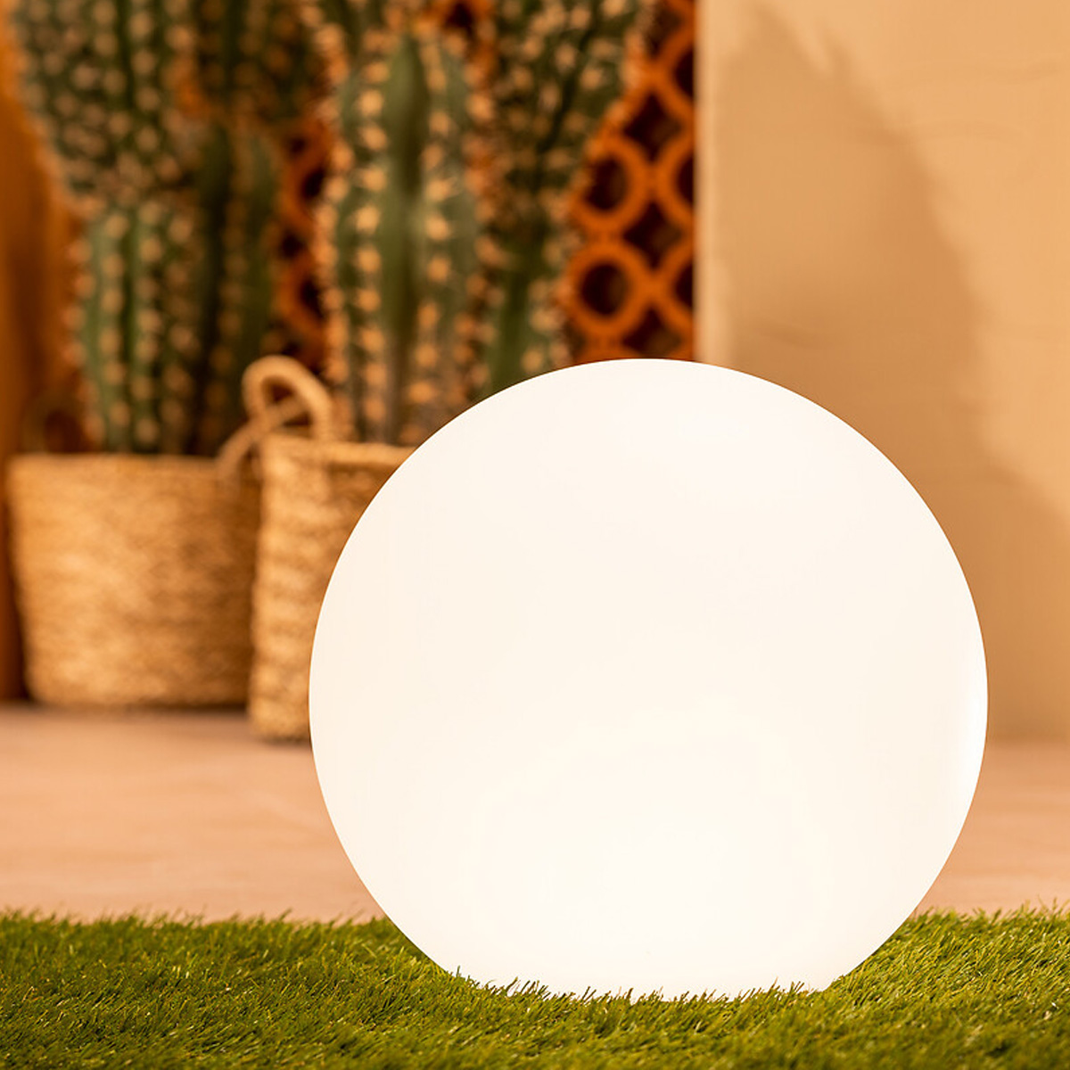 Outdoor LED ball lamp White, &Oslash; 30 cm
