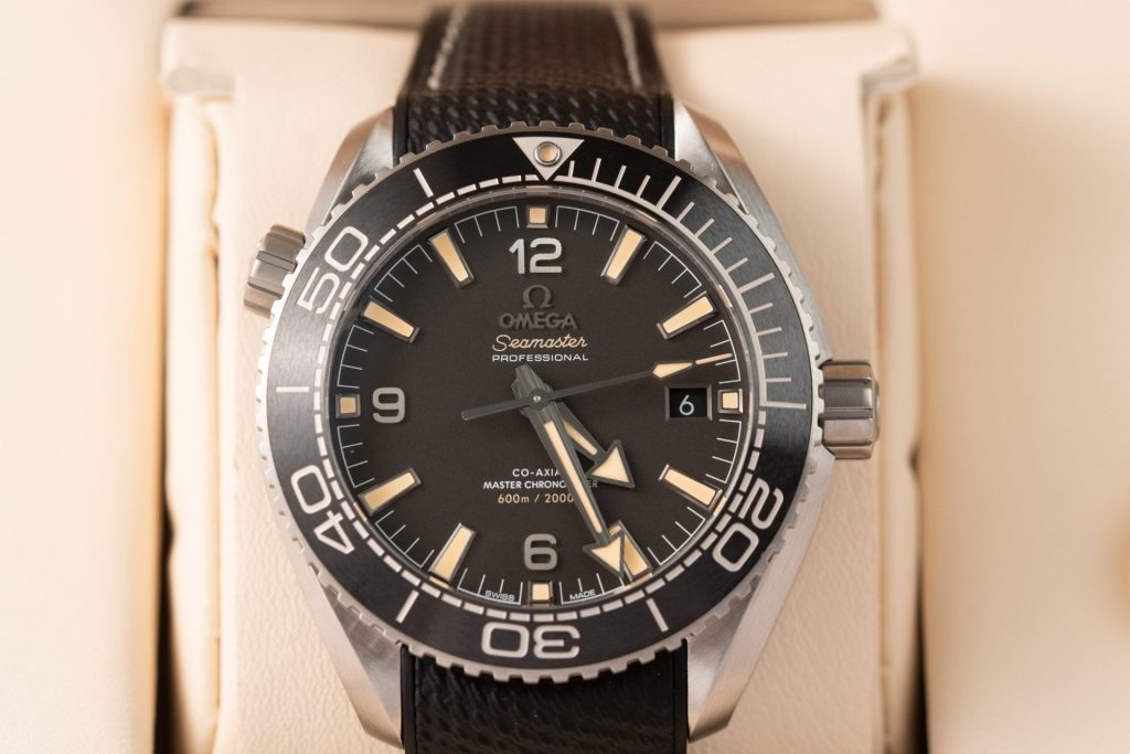 Omega Replica Watch Planet Ocean 600M Dial Black VS Factory 43.5mm - Top club