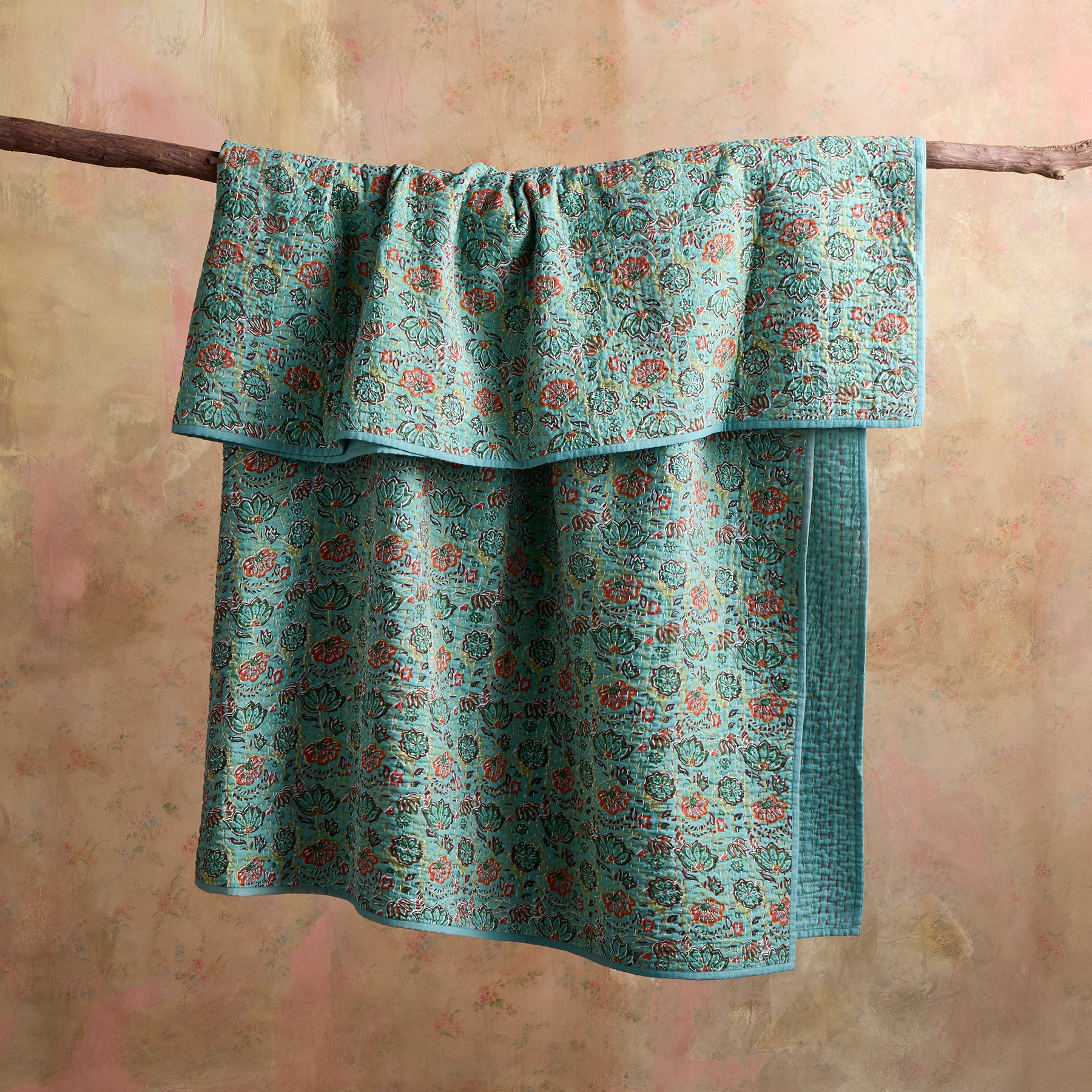 Nerissa Lightweight Quilt - Sundance Clothing