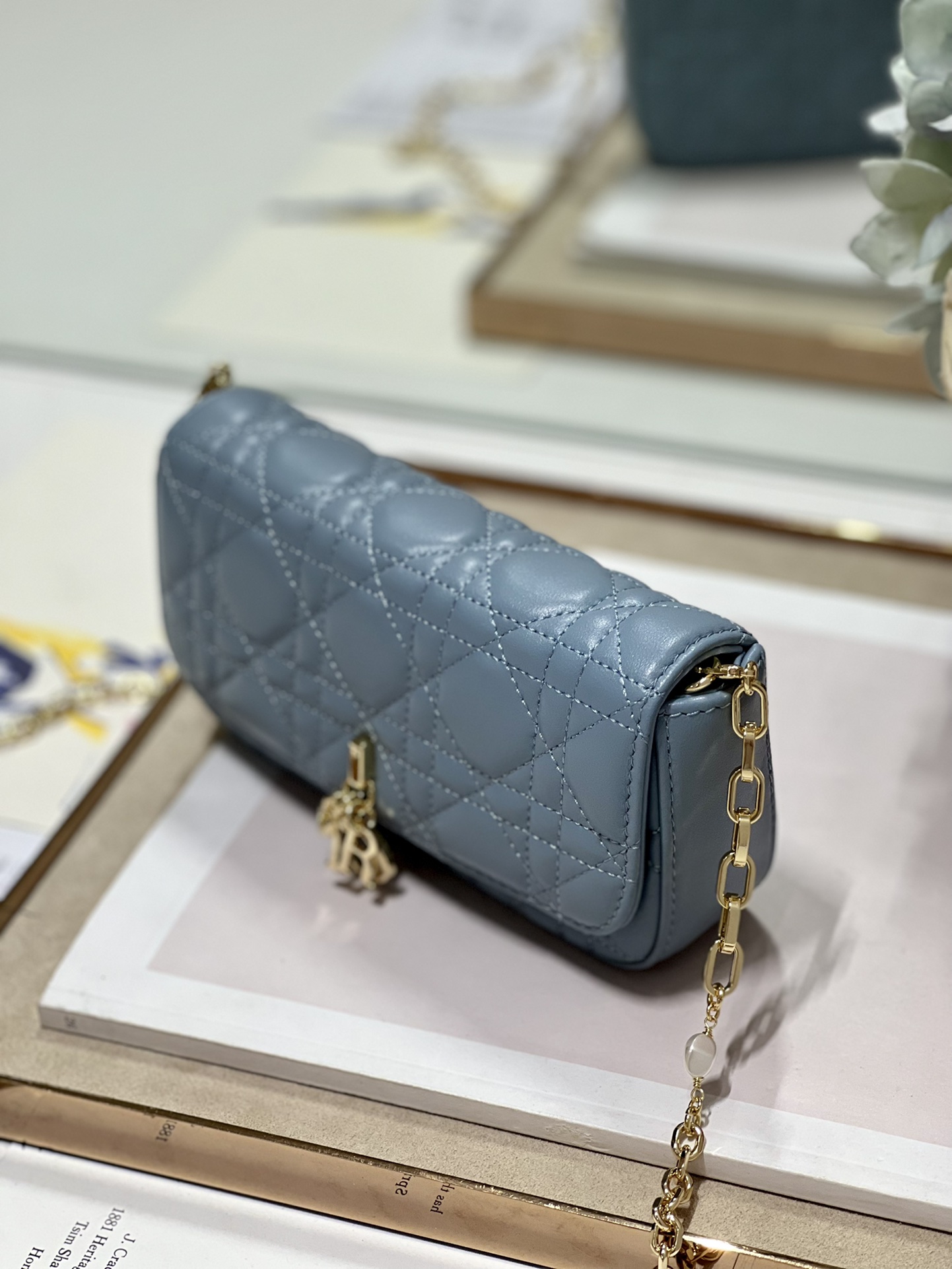 Mini Miss Dior Bag White/ Black/ Blue/ Light Purple For Women 7 in/18.cm1:1High-quality replica