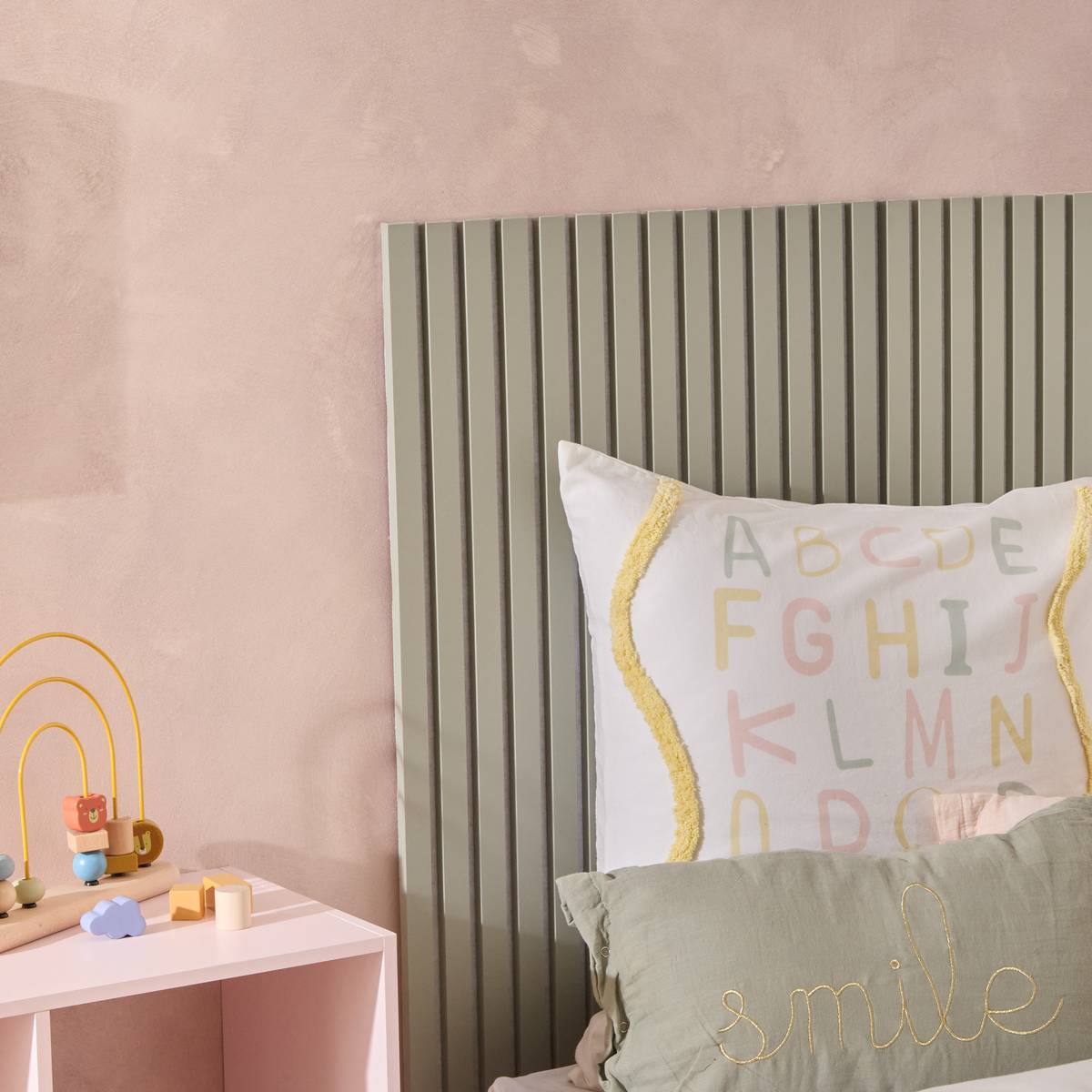 "Colva" Molding Kit Green, 120x60.5 cm