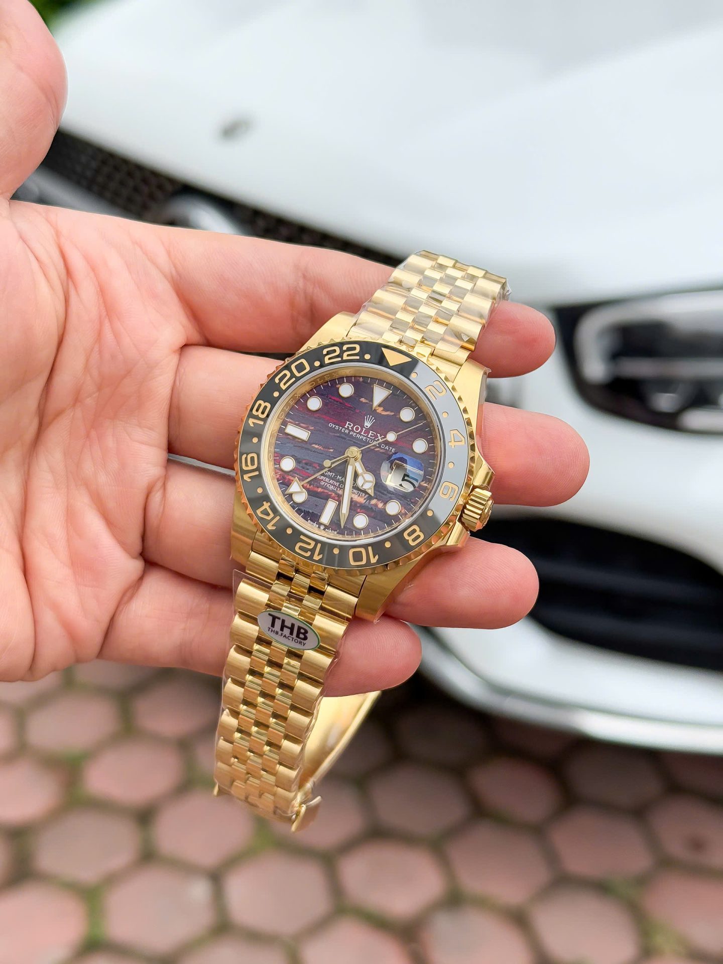 Rolex GMT Master II Tiger Eye Ttone Dial Best Replica Watches Jubilee Strap THB Factory 40mm - Elite Watch Atelier