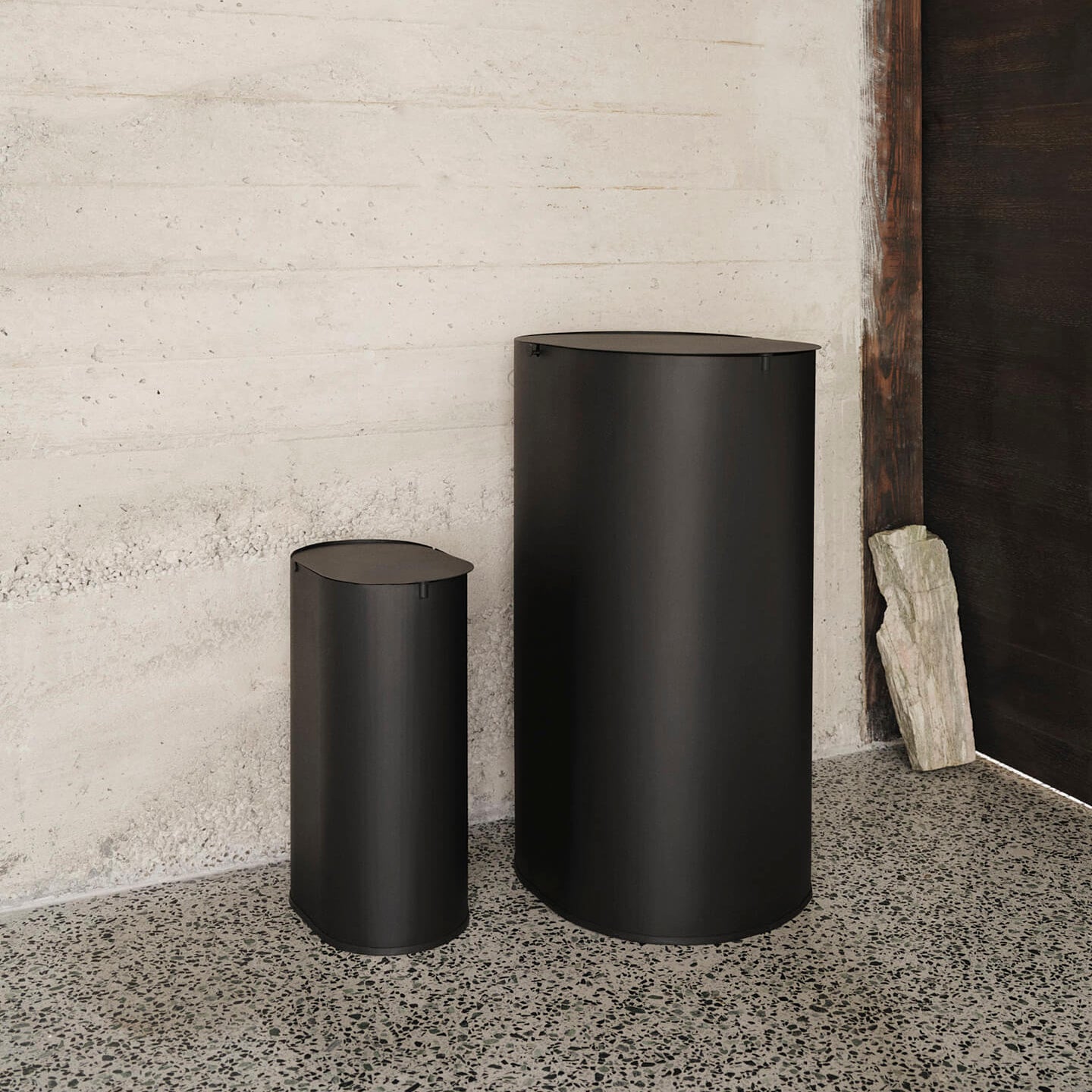 Ferm Living Enkel Afvalemmer - Small - Black