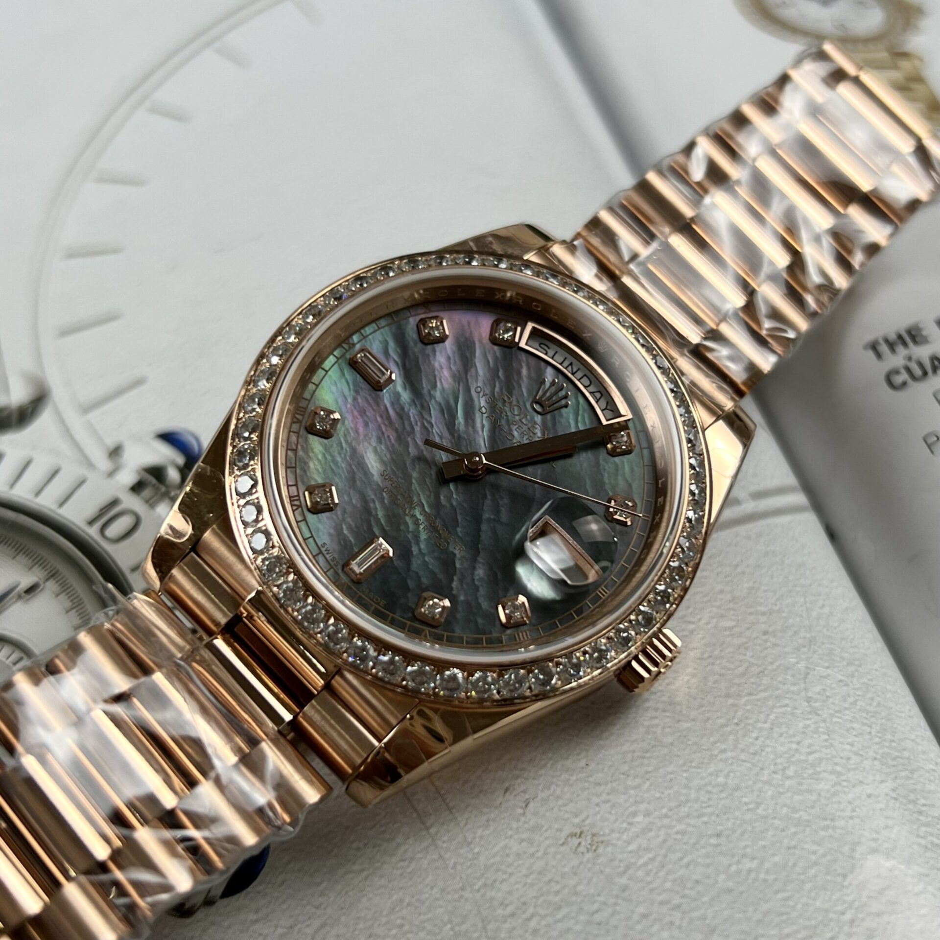 Rolex Day-Date Fake Watch Mother Of Pearl Dial TW Factory 40mm - Elite Watch Atelier