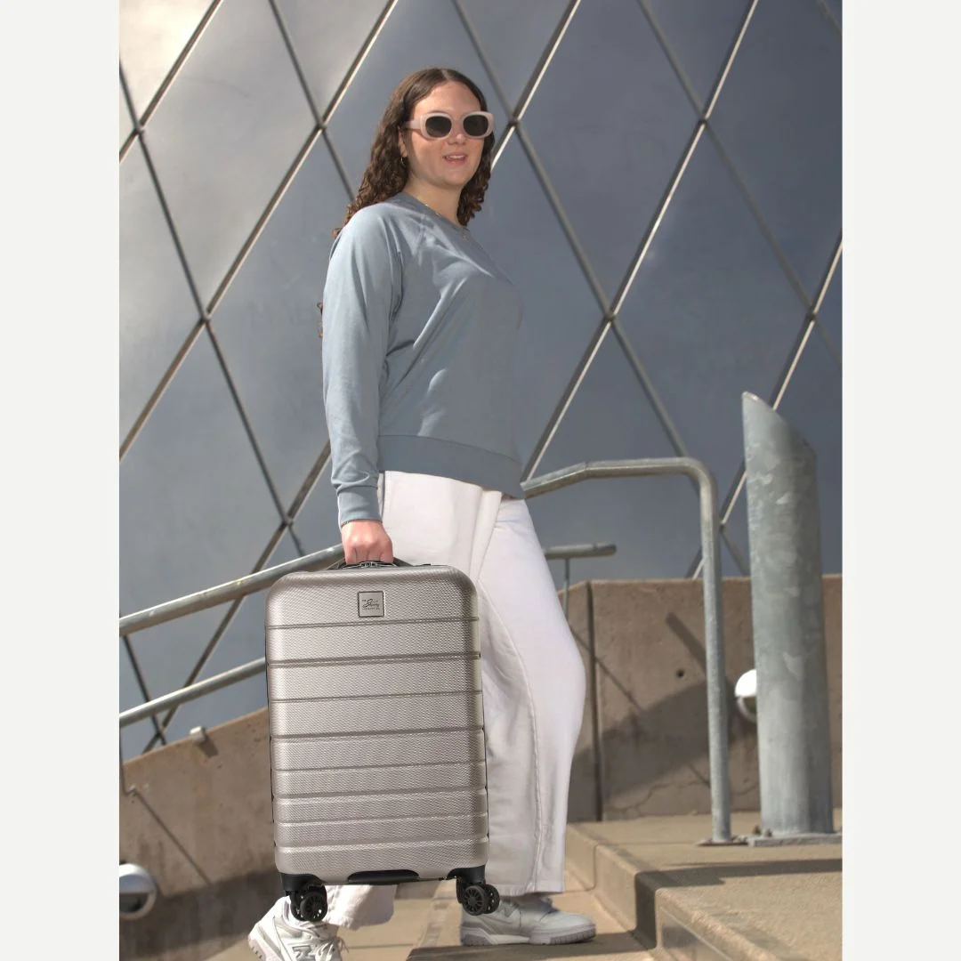 Skyway Luggage Epic 2.0 24" Hardside 8-Wheel Medium Check-In Spinner - Image 25