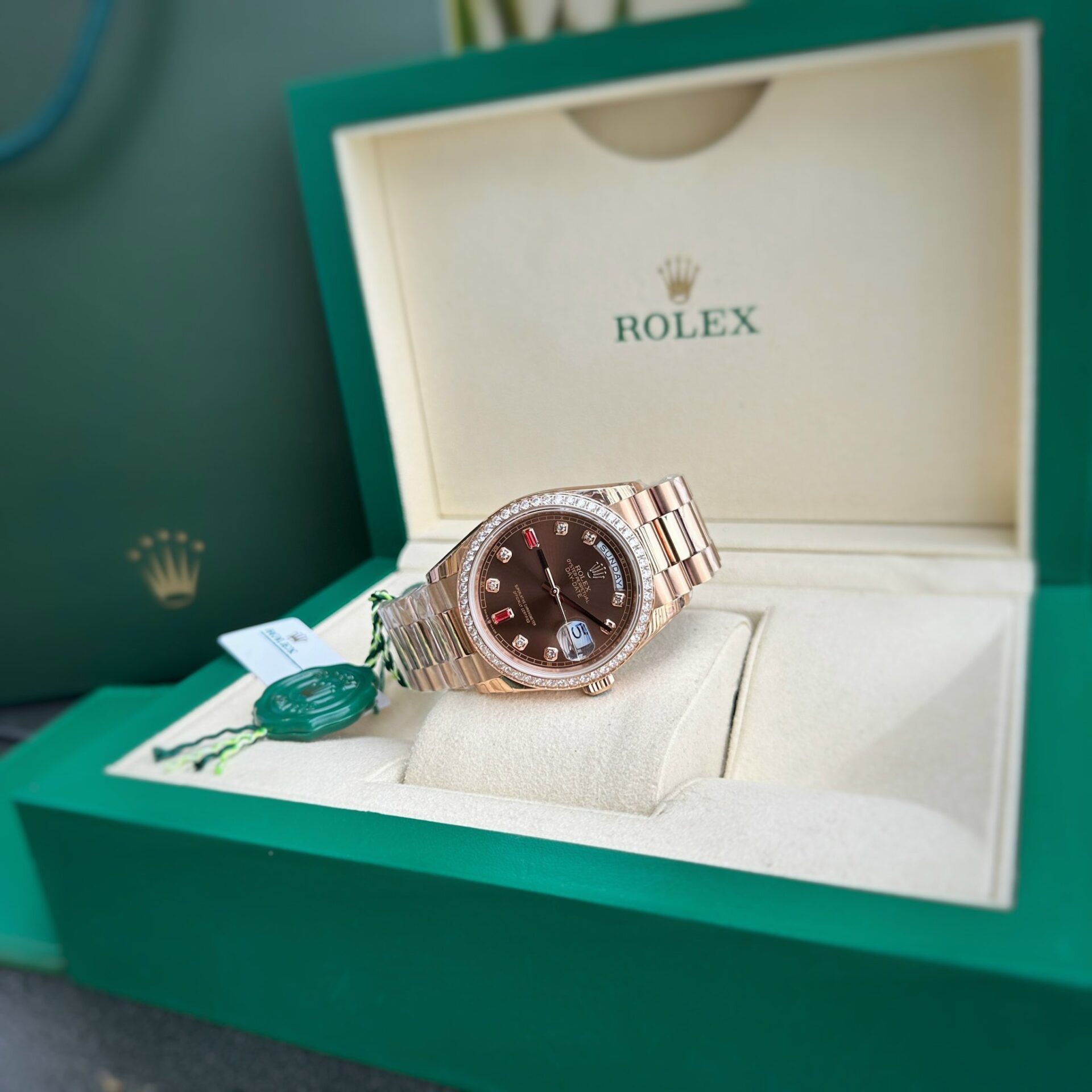 Rolex Fake Watch Day-Date Dial Chocolate President Dial EW Factory 36mm - Top club
