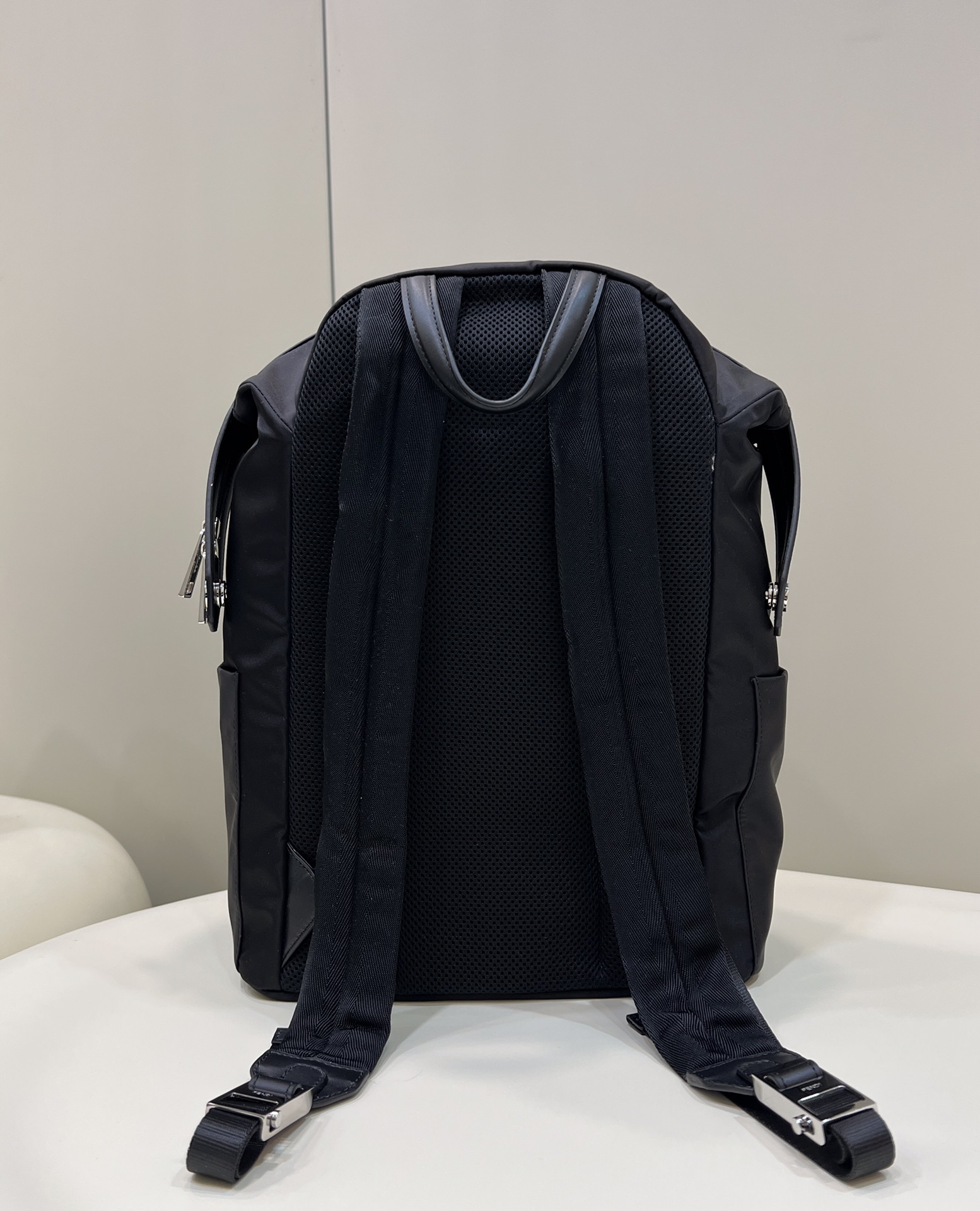 Fendi Backbag - Replicaclubs