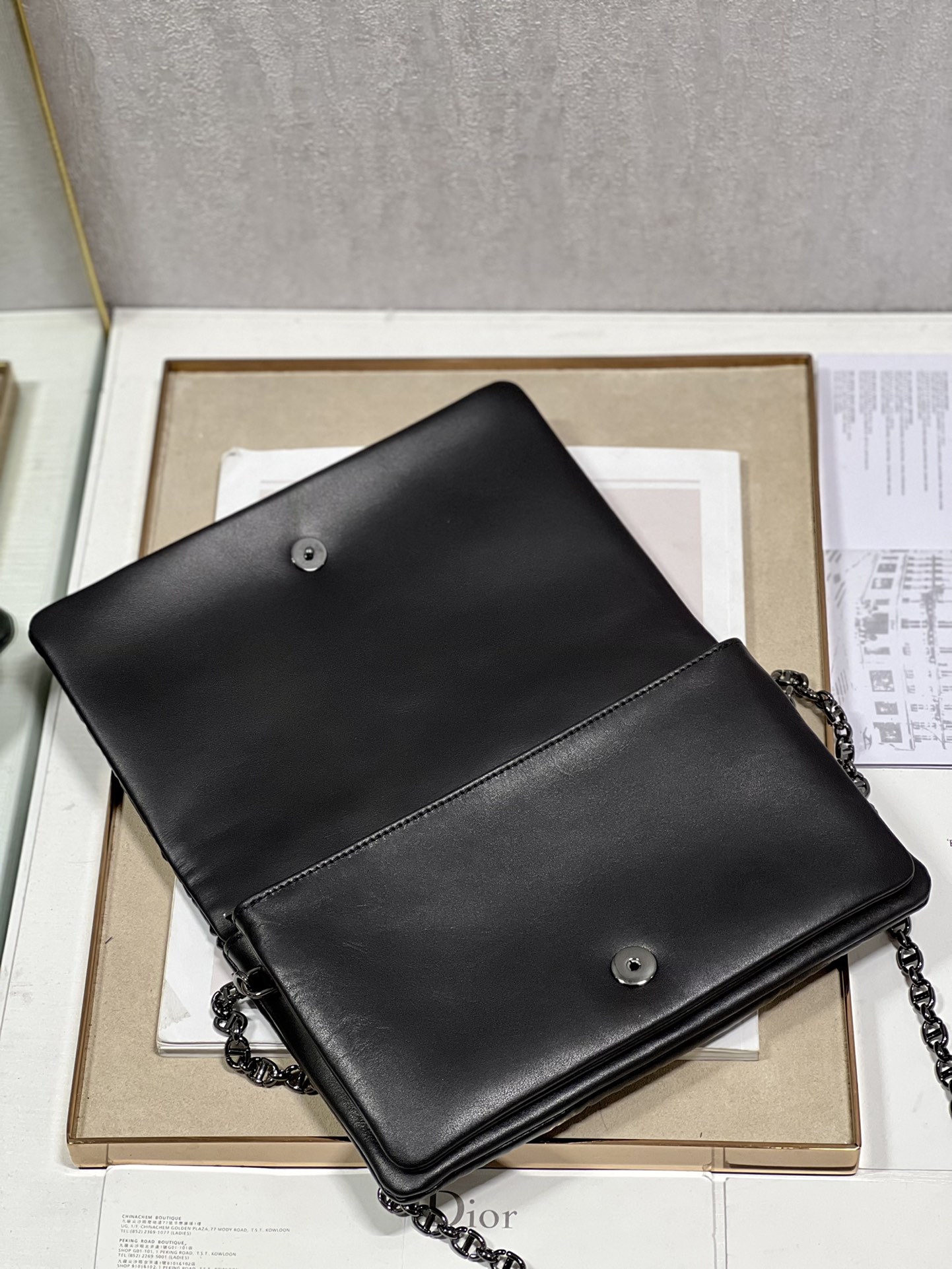 Caro Macrocannage Pouch Black/White For Women 7.5in/19.5cm S5135BNHH_M9001:1High-quality replica