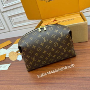 Louis Vuitton Cosmetic Pouch GM in Monogram canvas1:1High-quality replica