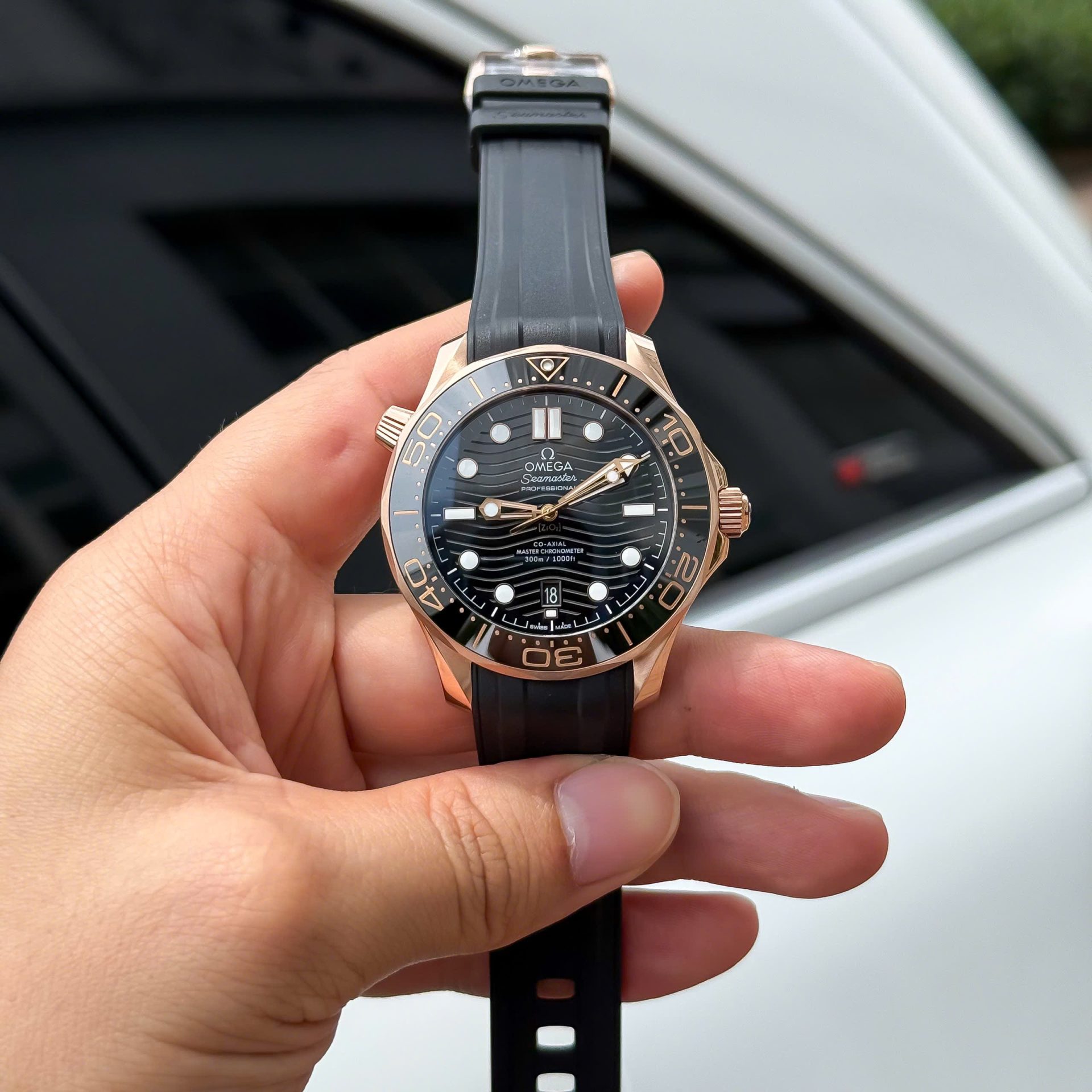 Omega Seamaster Diver 300M Sedna Rose Gold Copies Watches Black Dial 42mm - Elite Watch Atelier