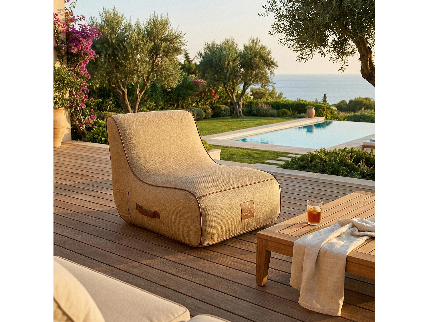 Coco Lounge Fauteuil de jardin gonflable RIVIERA  ambiance Boho couleur toile de jute