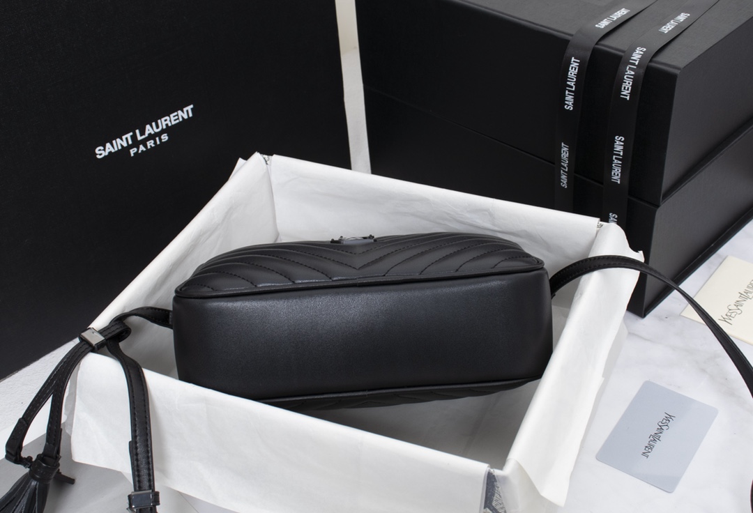 Replica Ysl Lou Camera Bag In Quilted Leather- Black/Silver1:1High-quality replica