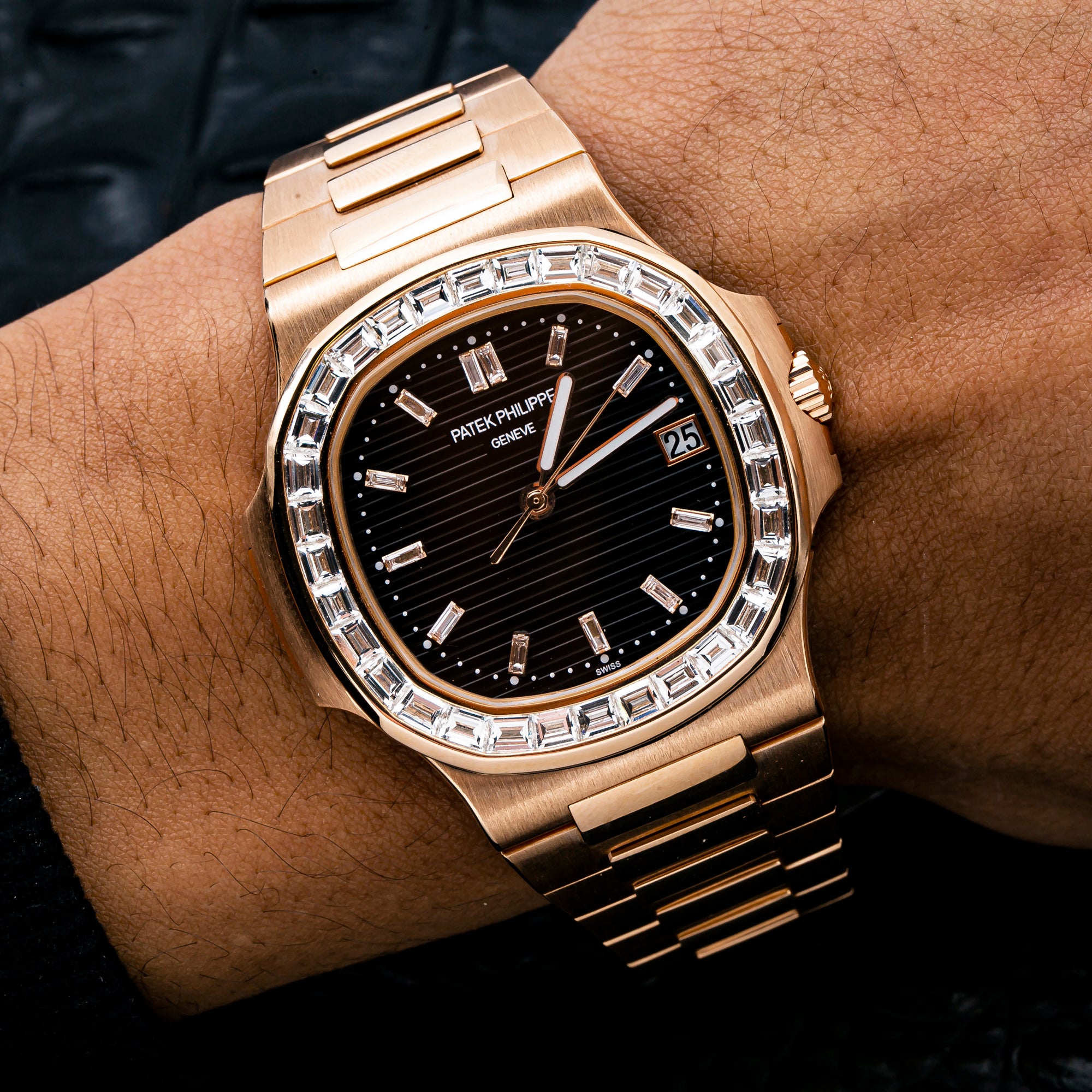 Patek Philippe Nautilus 5711 40MM Black Diamond Dial With Rose Gold Bracelet(1:1 replica) - Elite Watch Atelier