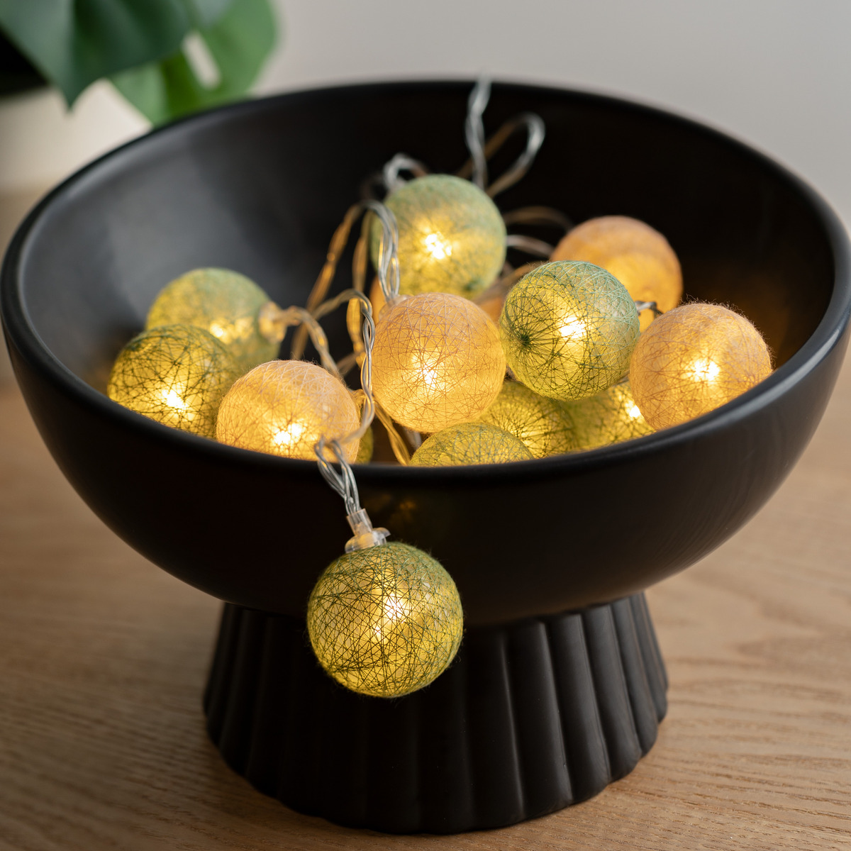 Guirlande LED &agrave; pile "Army" 16 balls, L.255 cm