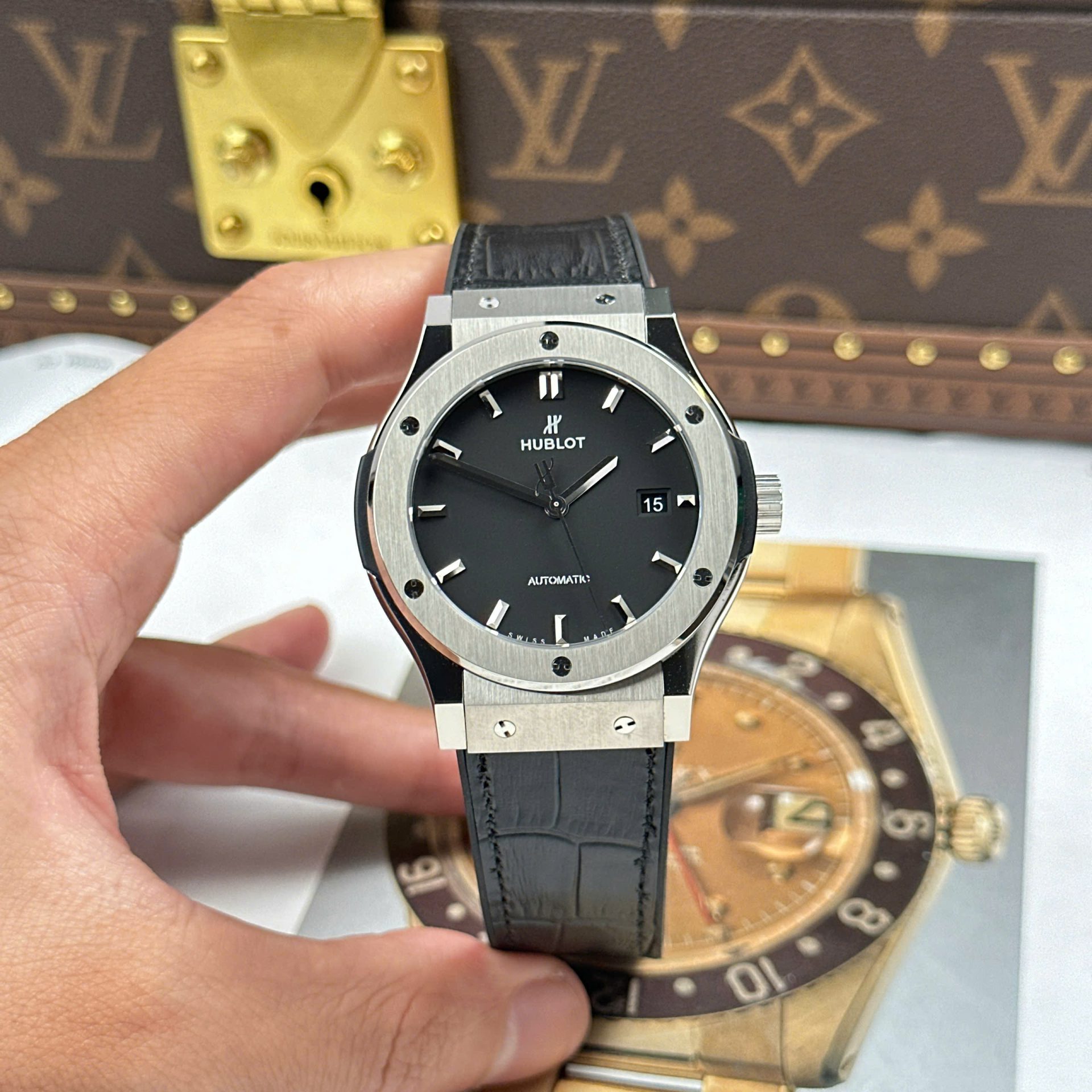 Hublot Classic Fusion Titanium Replica Watches Black Dial Weight 84 Grams Super Light JJZ Factory 42mm - Elite Watch Atelier