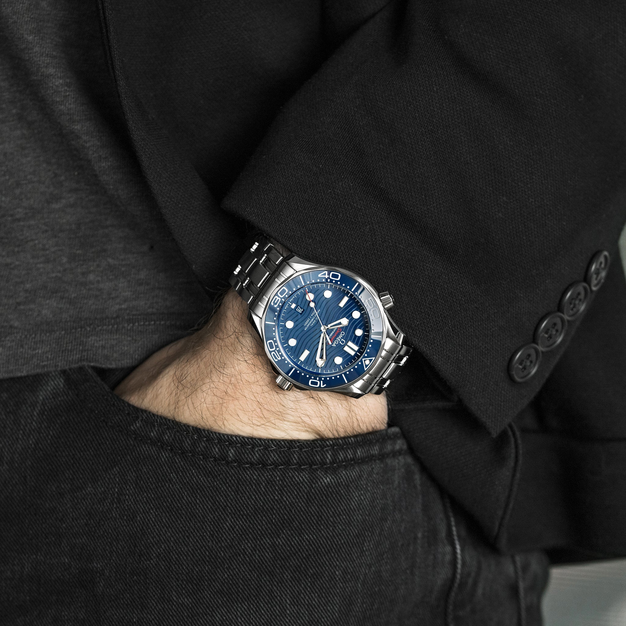 Seamaster Diver 300M Co-Axial Master Chronometer 42mm Blue Dial On Bracelet(1:1 replica) - Elite Watch Atelier