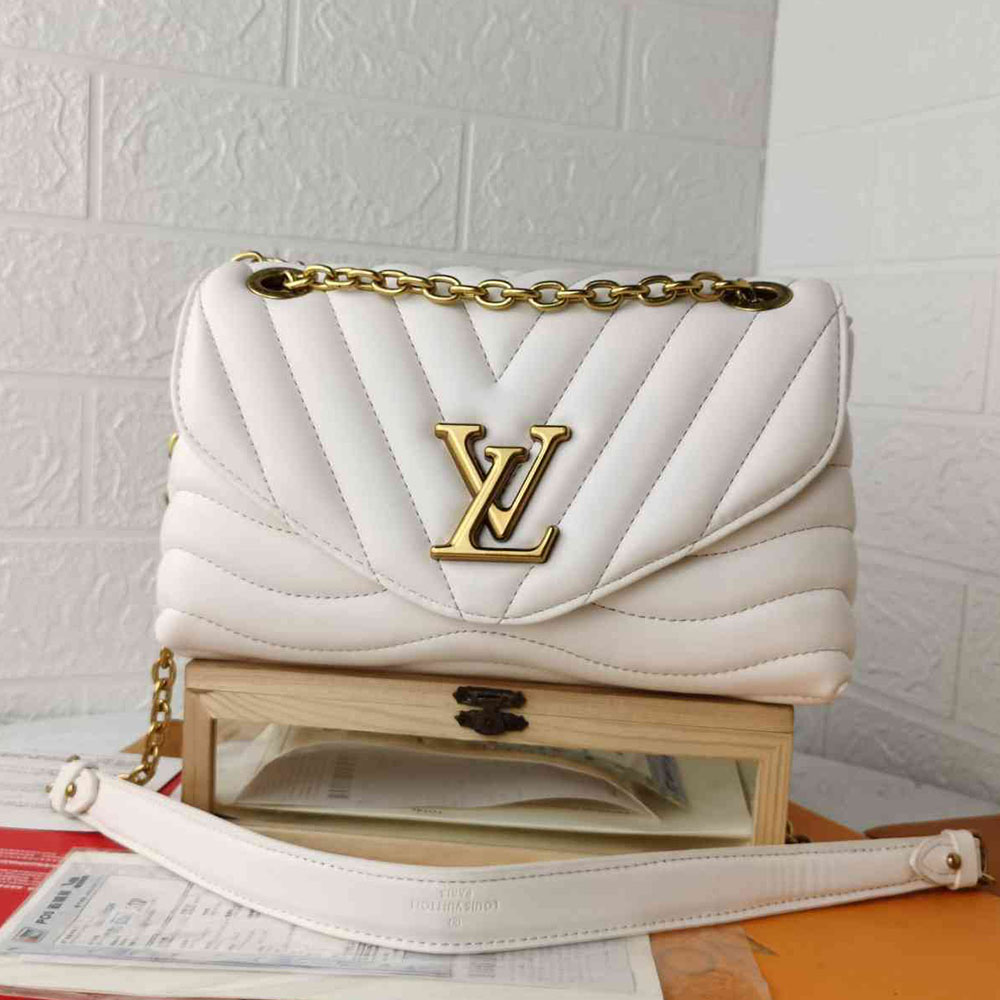 Louis Vuitton LV NEW WAVE Bag M208381:1High-quality replica