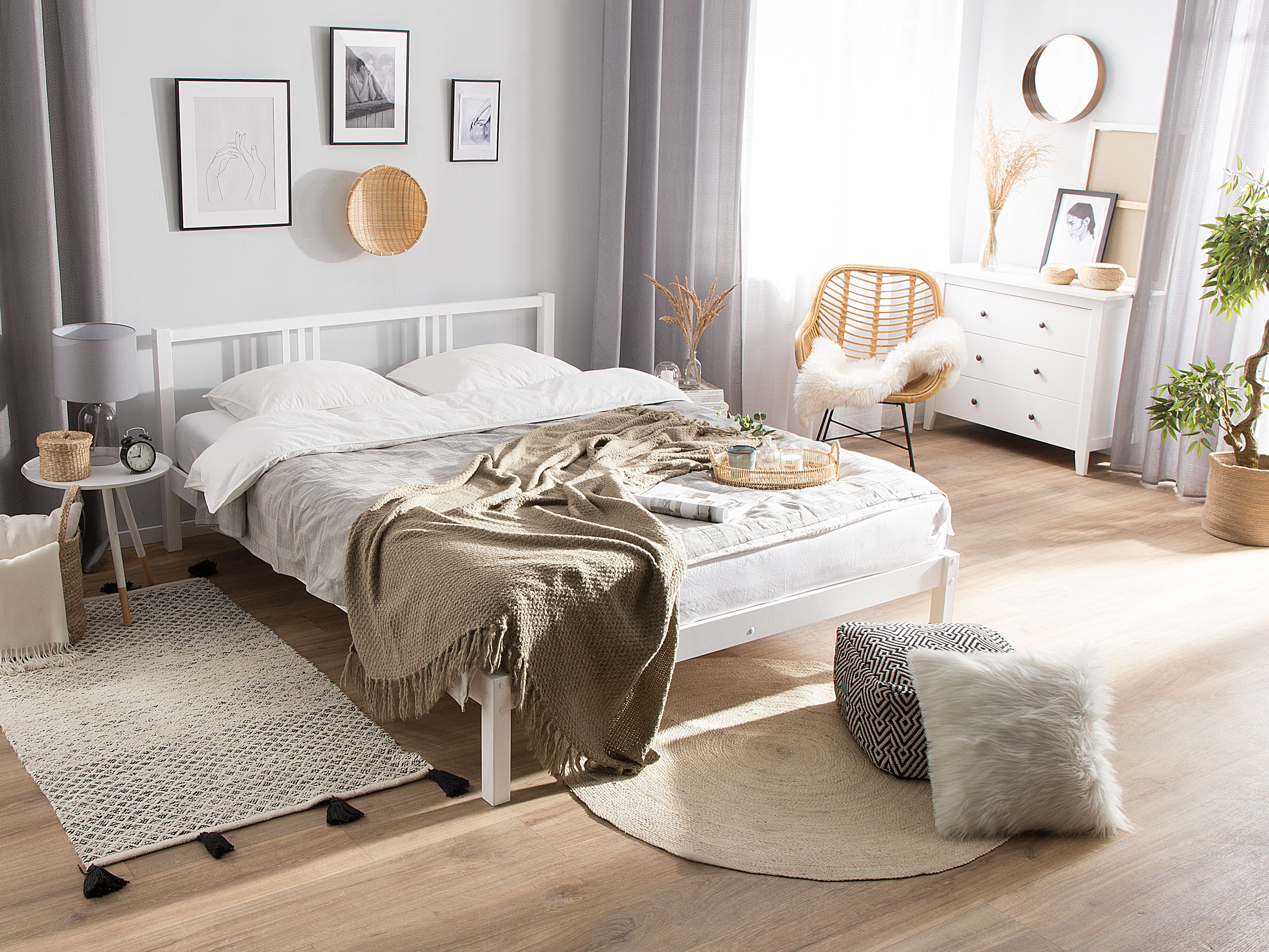 Bed Pine Wood VANNES 180 x 200 cm (EU Super King) White
