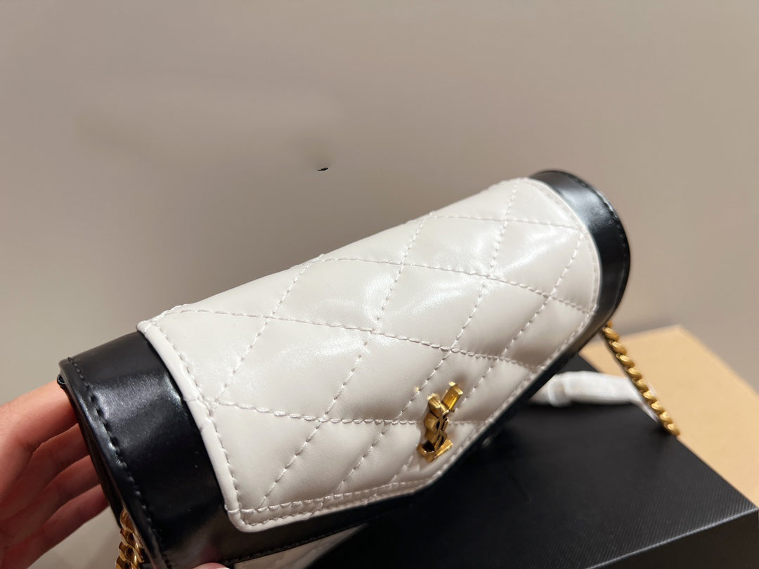 TO – New Luxury Bags SLY 3181:1High-quality replica
