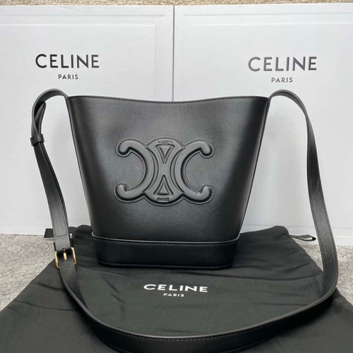 Celine CUIR TRIOMPHE small smooth cowhide bucket bag black