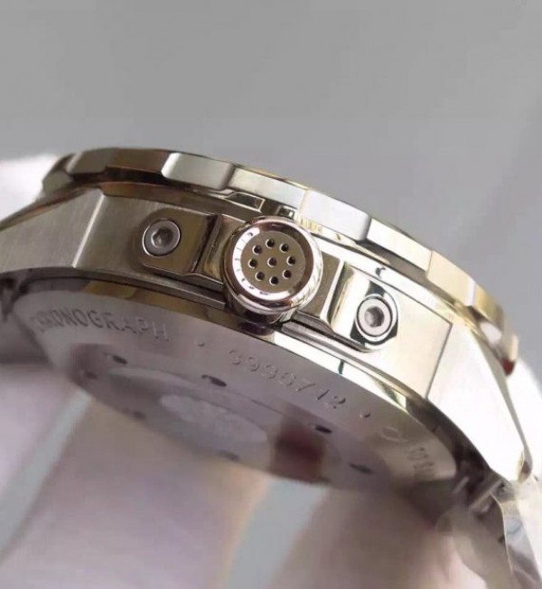 Replica IWC V6 Aquatimer Chrono IW376803 Black Dial SS Bracelet A7750 - Top club