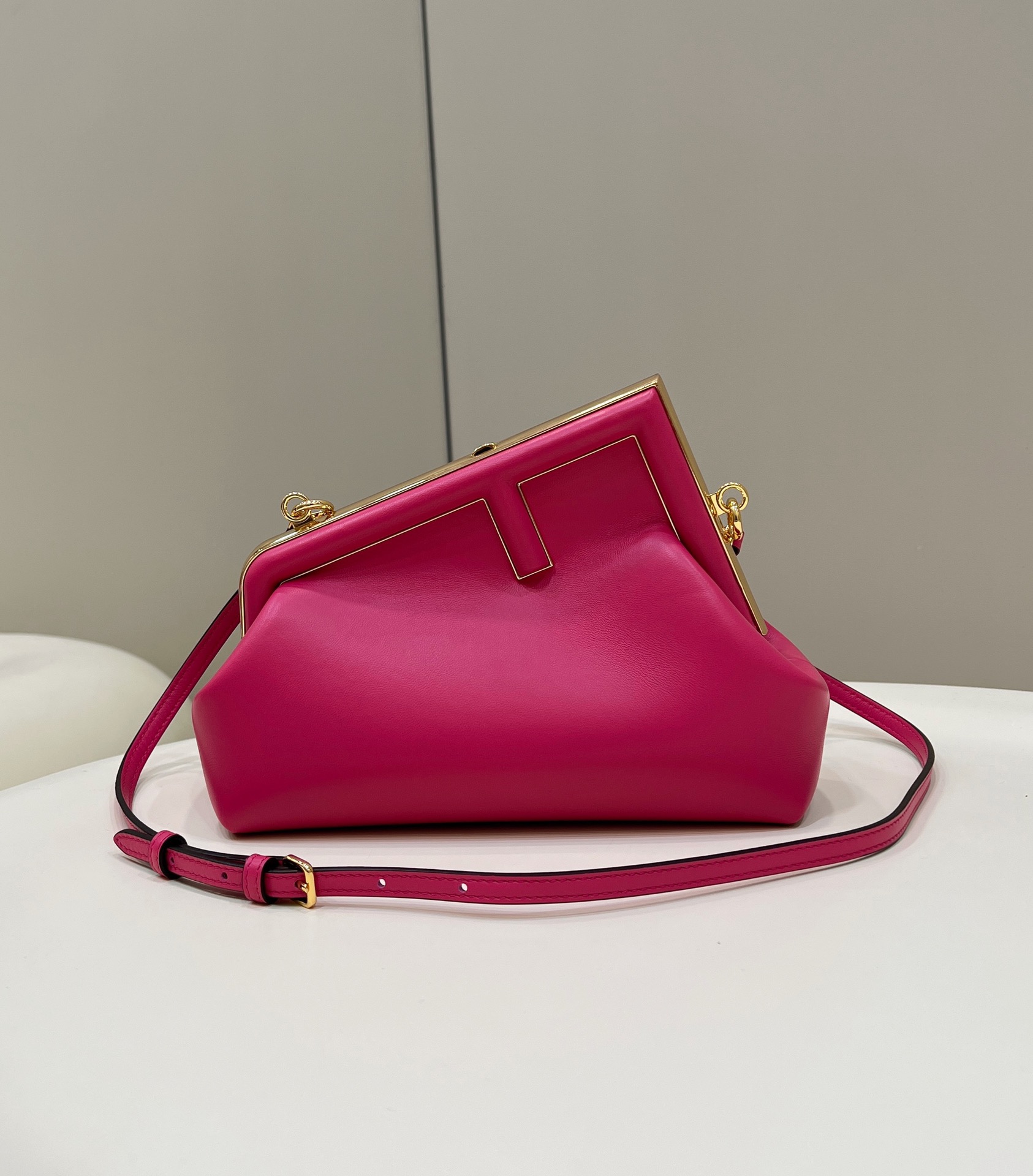 Fendi  First - Replicaclubs