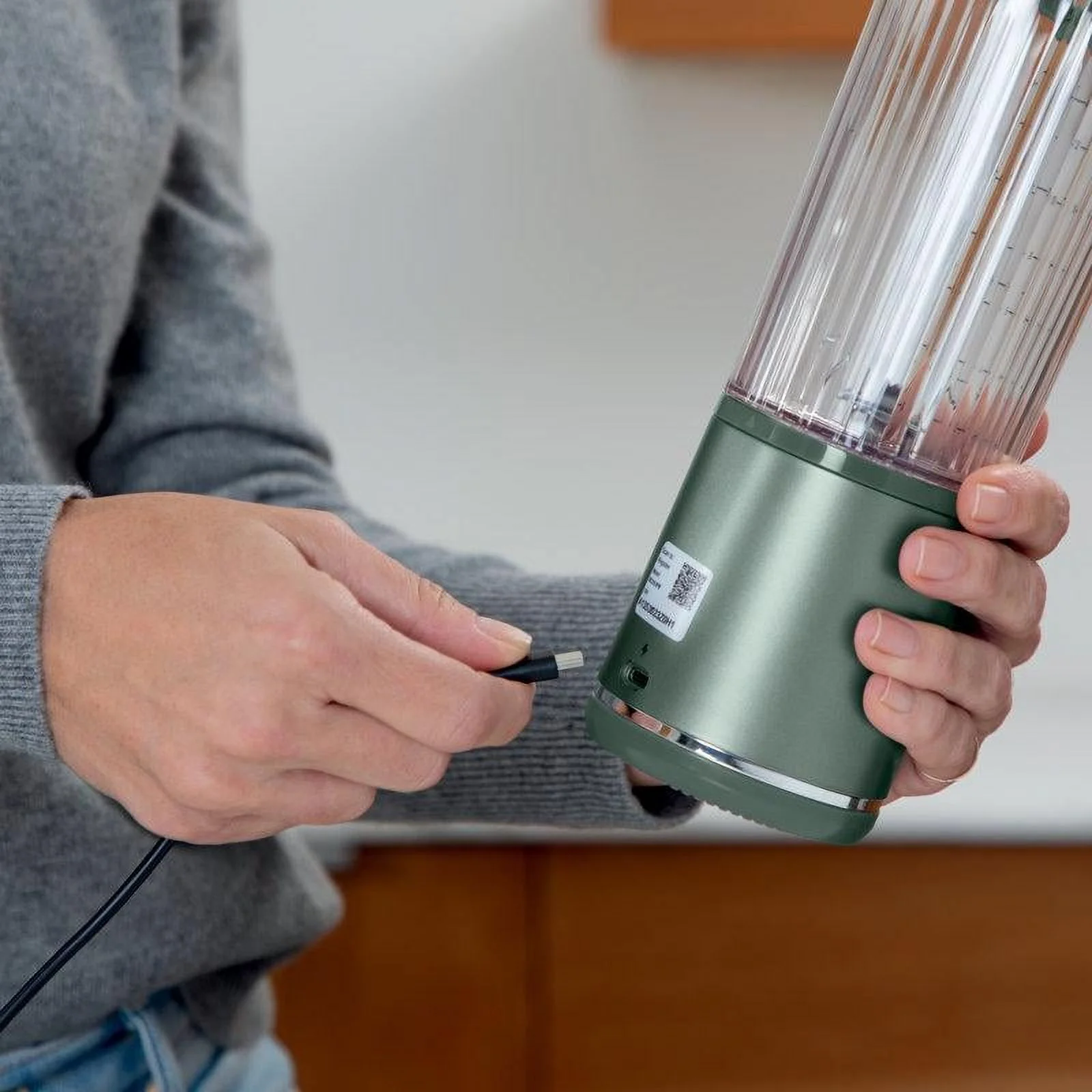 Ninja Blast Portable Blender BC151EM, 18 oz - Image 3