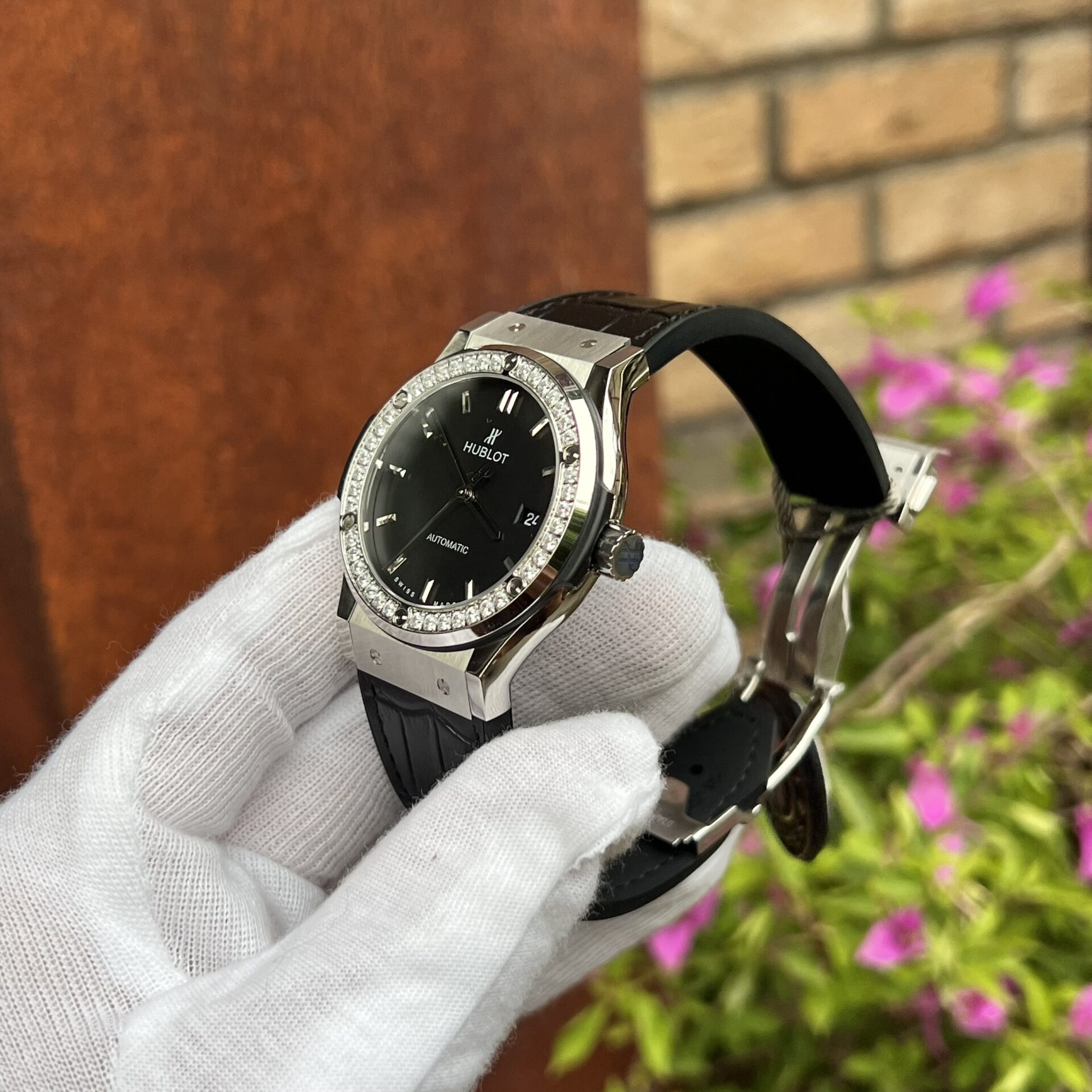 Hublot Replica 1:1 Watch Classic Fusion With Stone Bezel Swiss Mechanical 42mm - Top club
