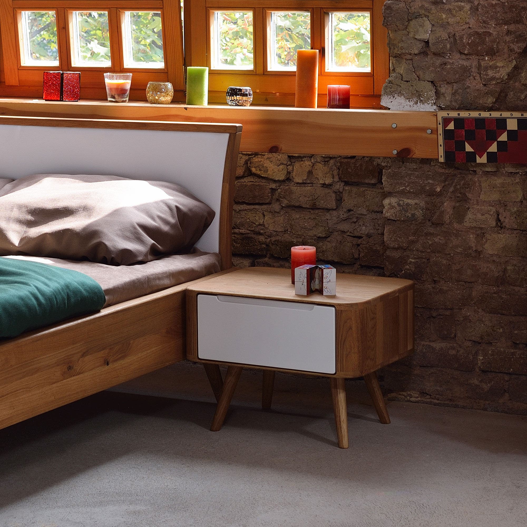 Gazzda Ena Nightstand 55 Eikenhouten Nachtkastje - Naturel   wit