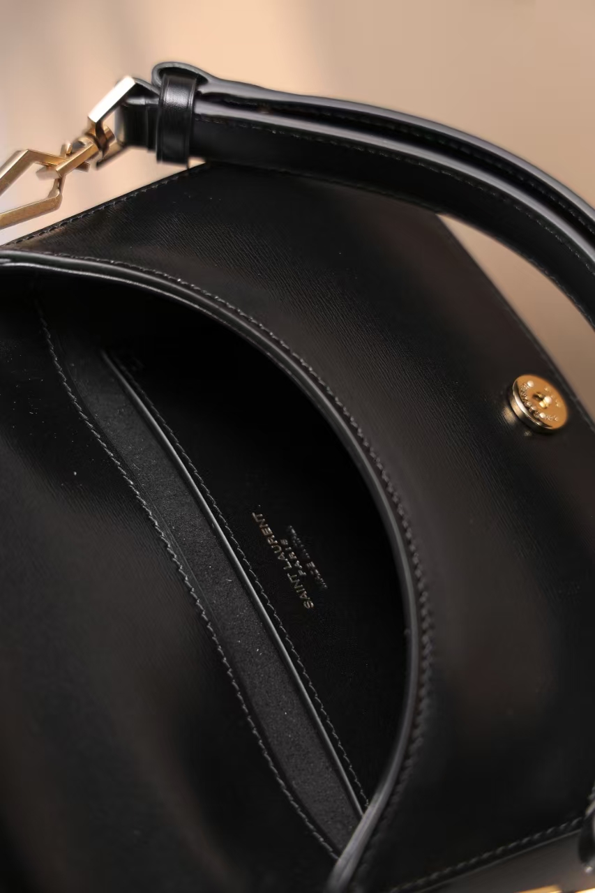 MINI VOLTAIRE TOP HANDLE BAG IN BOX SAINT LAURENT1:1High-quality replica