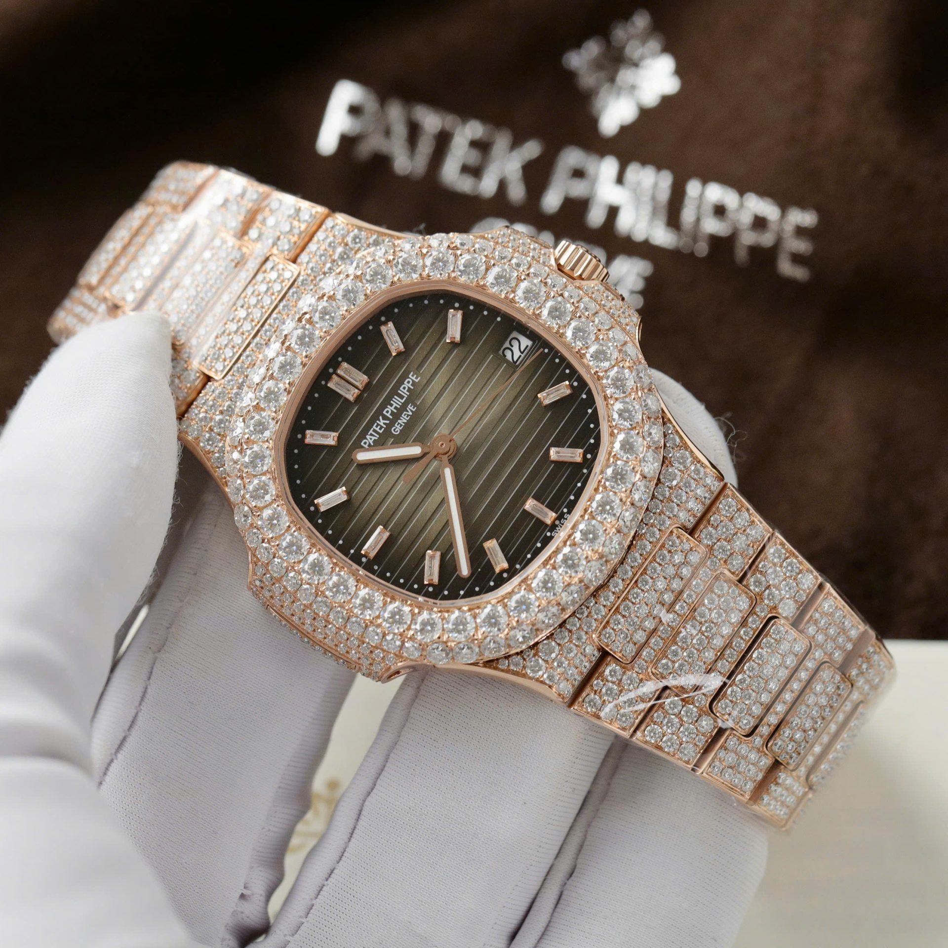 Patek Philippe Nautilus 5711 Replica Watch Gold Wrapped + Moissanite Diamonds Hong Kong Custom 40mm - Top club