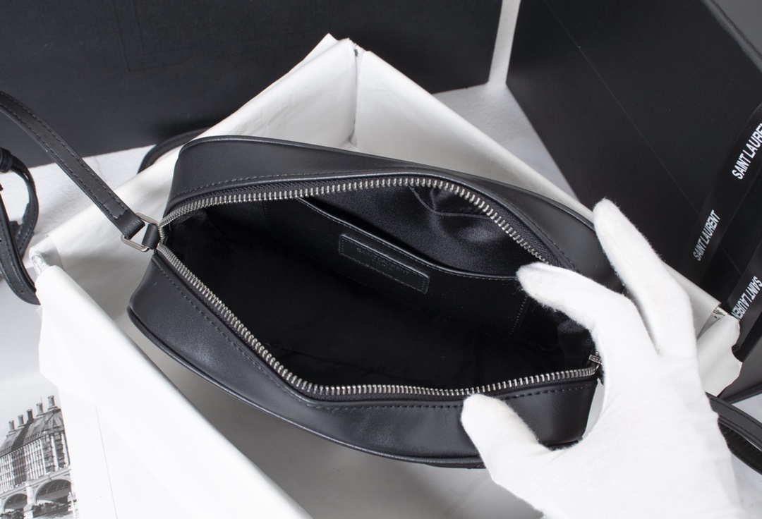 Replica Ysl Lou Camera Bag In Quilted Leather- Black/Silver1:1High-quality replica