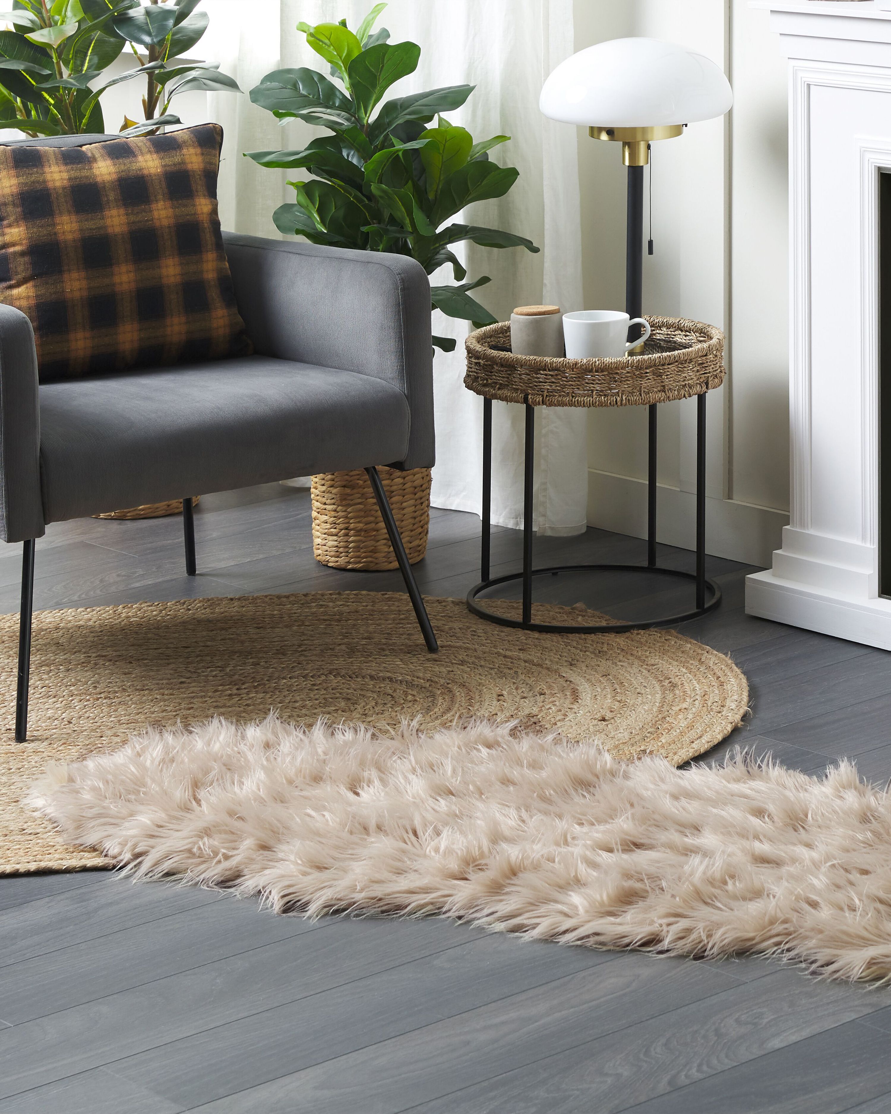 Faux Fur Rug MAMUNGARI Sand Beige 60 x 180 cm