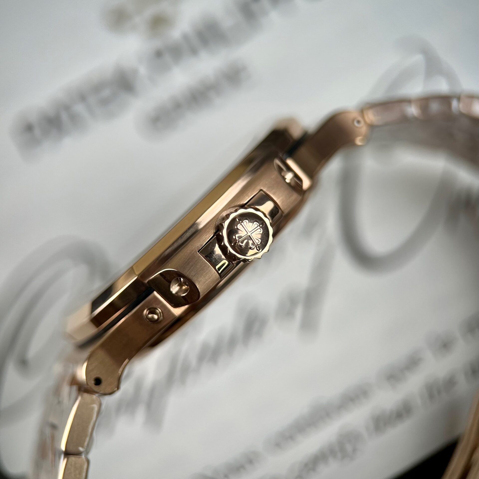 Patek Philippe Nautilus 5712 Chocolate Dial Gold Plated Replica 11 Watch GR 40mm - Top club