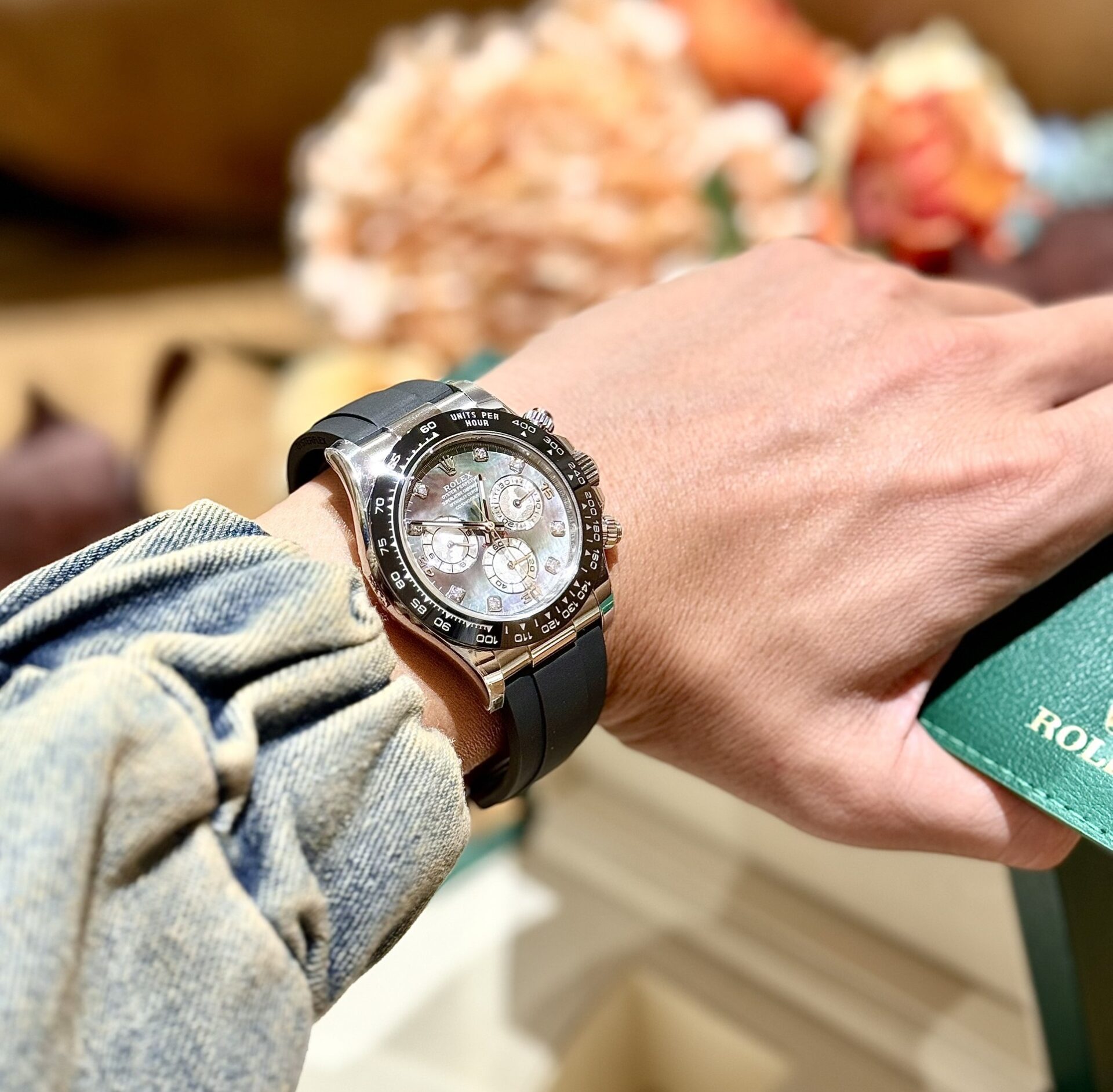 Rolex Replica Watches Daytona Mother Of Pearl And Moissanite Diamonds Dial 40mm - Top club