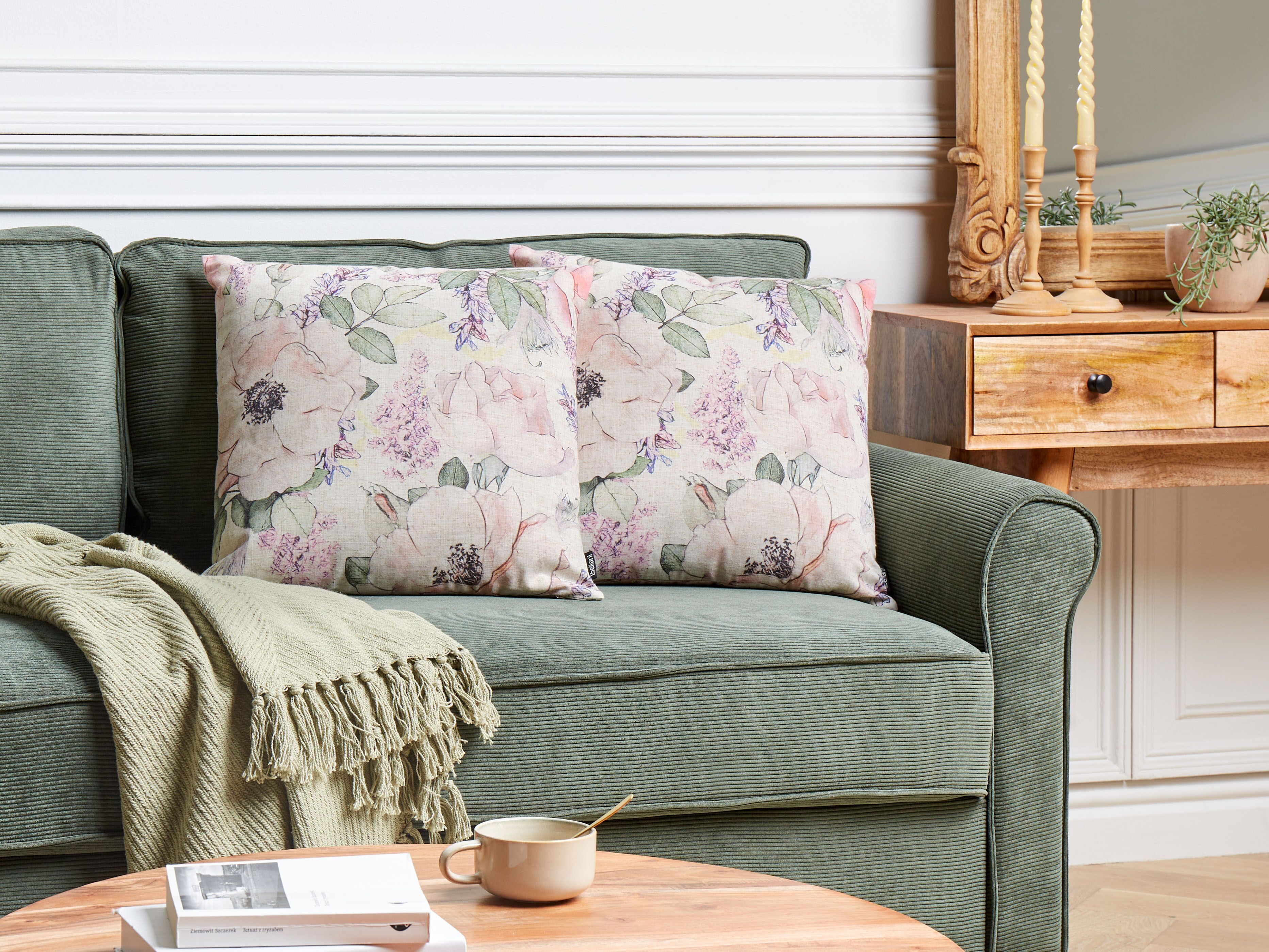 Set of 2 Decorative Cushions ZAHRIYE 45 x 45 cm Violet Floral Pattern