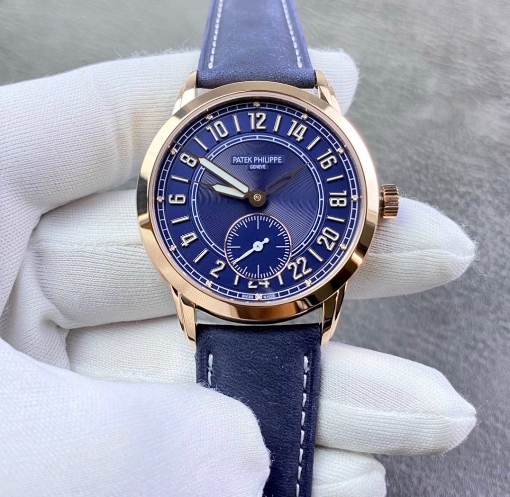 Patek Philippe Replica Watches Calatrava 5224R Rubber Strap GR Factory 42mm - Elite Watch Atelier