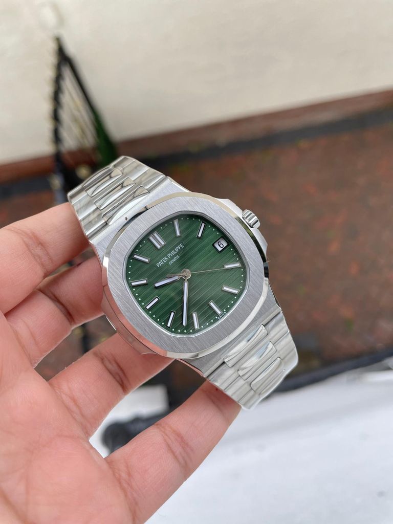 Replica PATEK PHILIPPE Nautilus 5711/1A PPF VF 1:1 Best Edition Green Textured Dial on SS Bracelet 324CS - Elite Watch Atelier